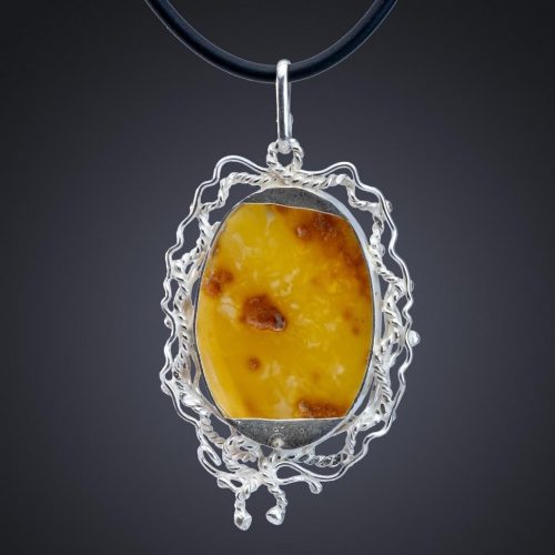 Vintage natural Baltic amber pendant in gold setting — amber and gold a warmer pairing, handcrafted in Brooklyn USA by KIZIMA