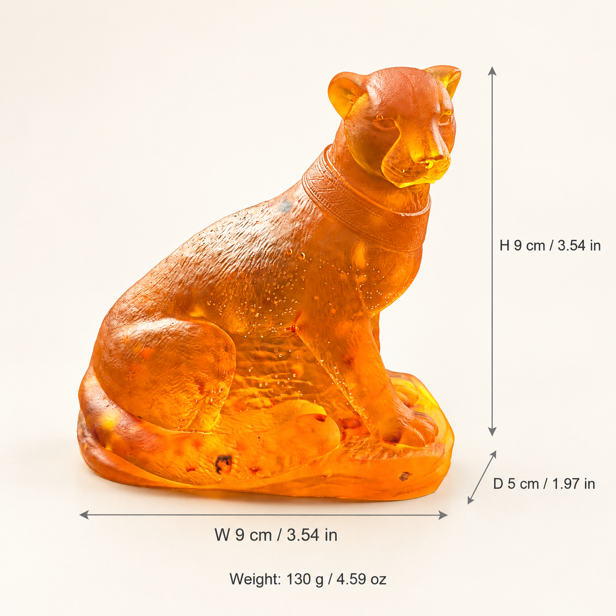 Baltic amber panther figurine size chart: height 9 cm, width 9 cm, depth 5 cm, net weight 130 g, with inch and ounce equivalents — KIZIMA®