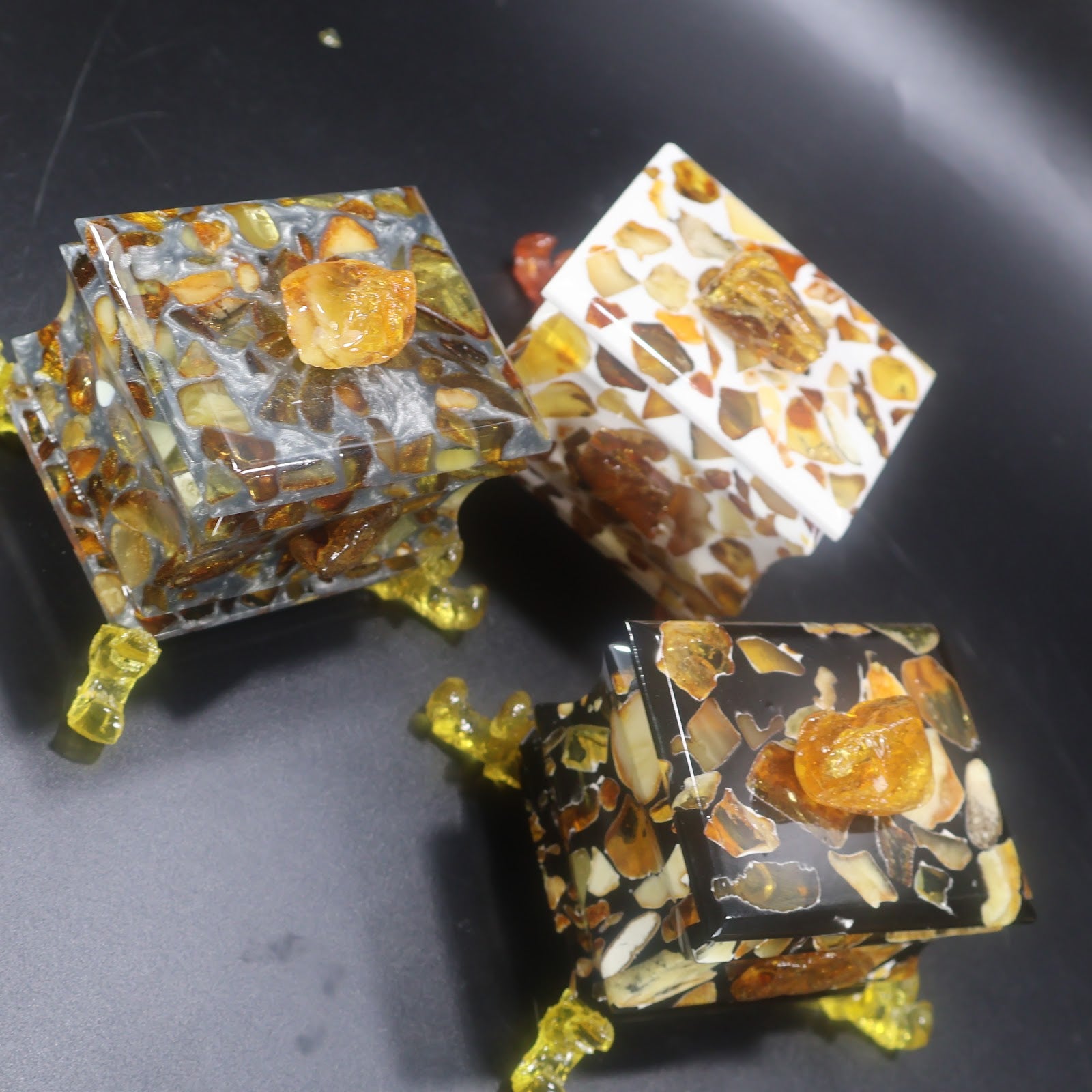 Made in USA handmade Baltic amber jewelry boxes by KIZIMA — natural amber keepsake box collection