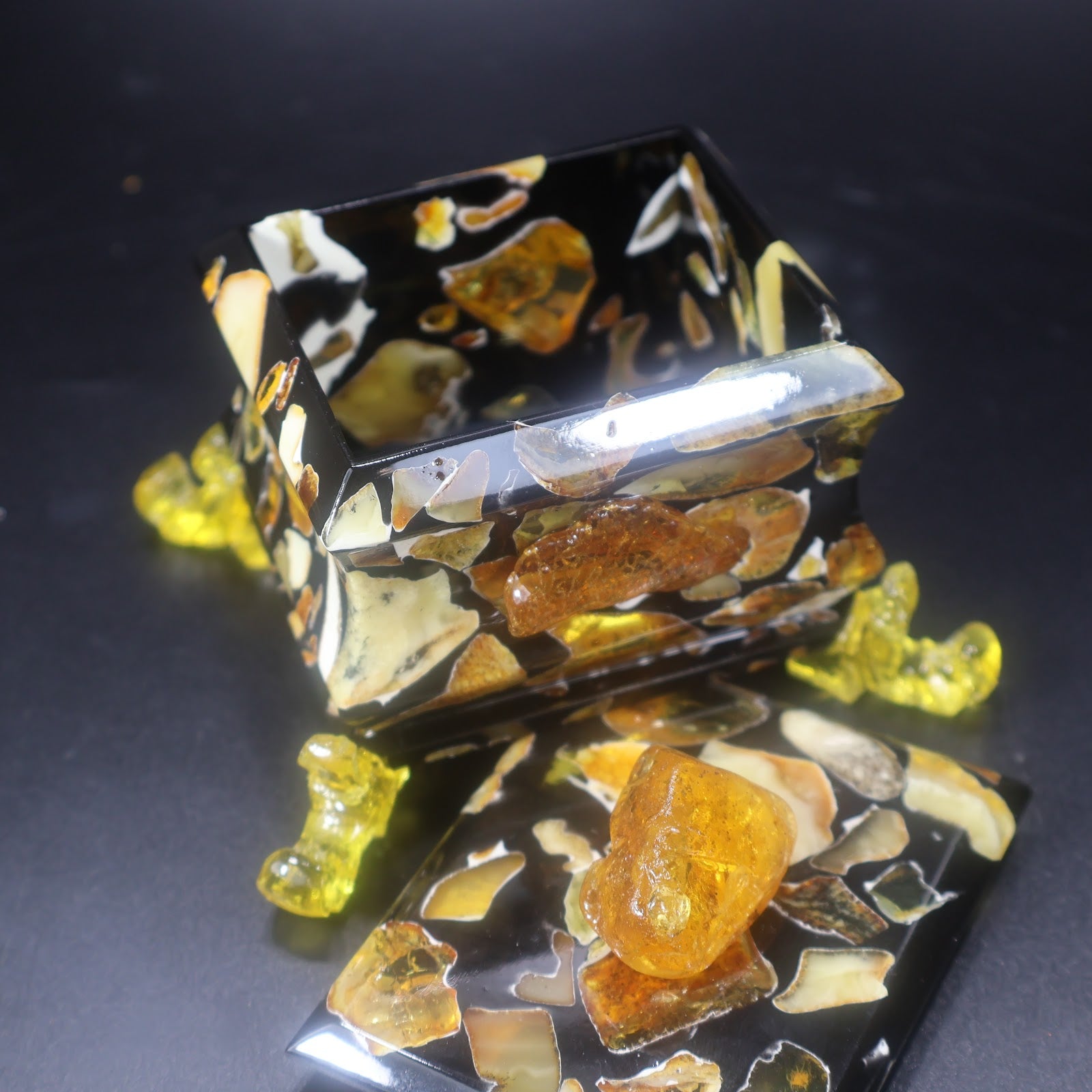Natural Baltic amber jewelry box by KIZIMA — handmade amber keepsake, Made in USA (Box 1)