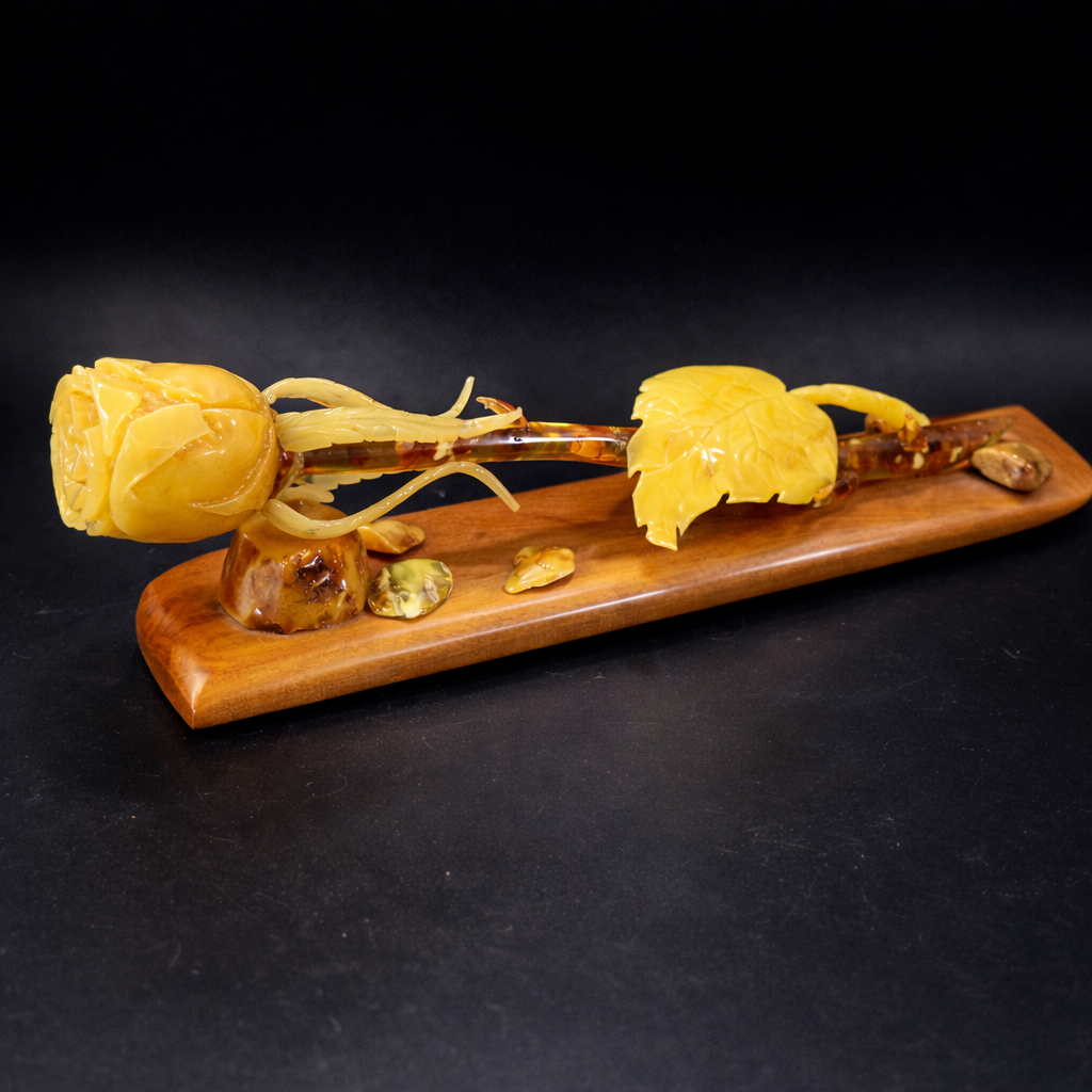 Luxury Amber Rose: Solid Stone on Mahogany