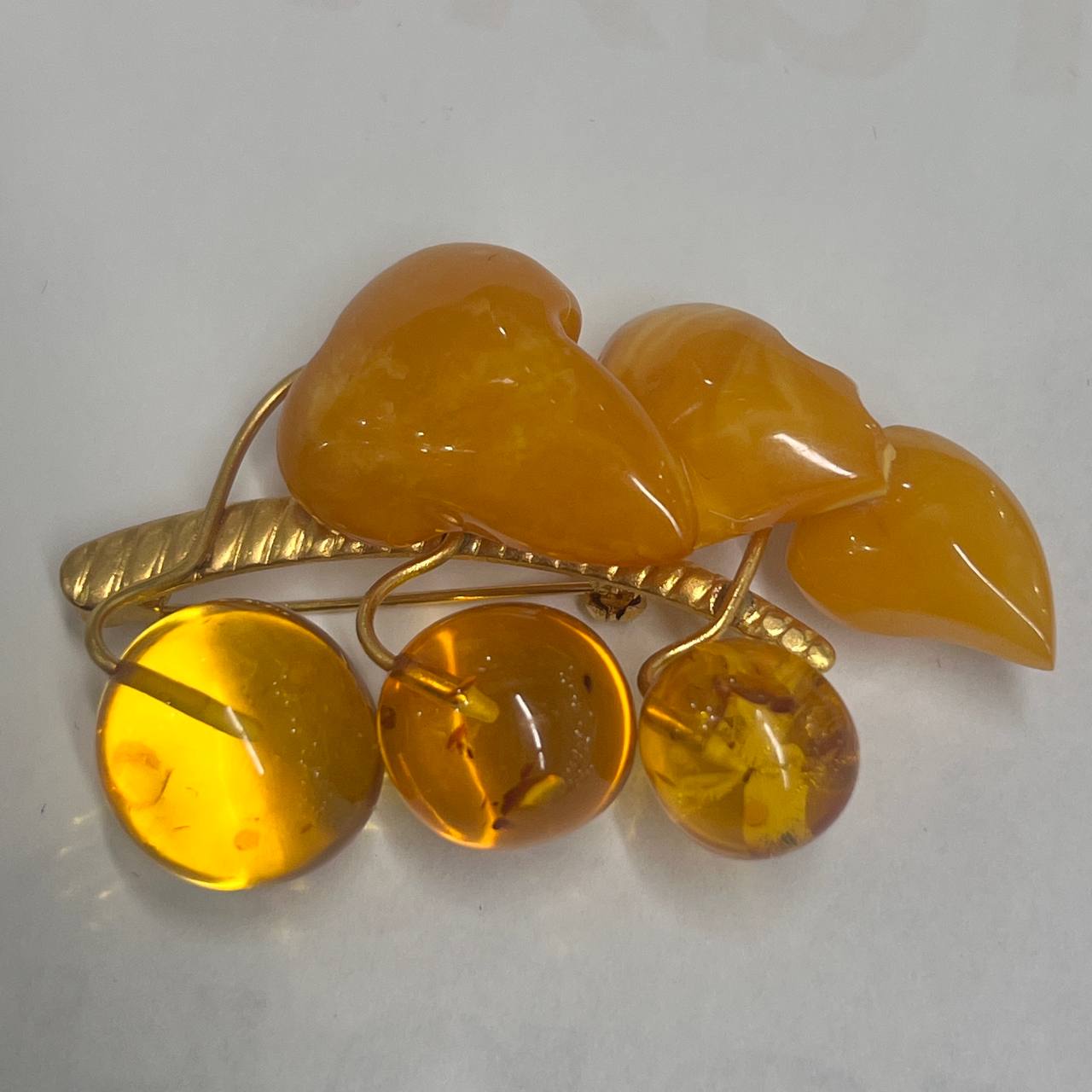 Vintage Baltic Amber Leaf Brooch 1960s Pressed Amber Pin USSR KIZIMA USA