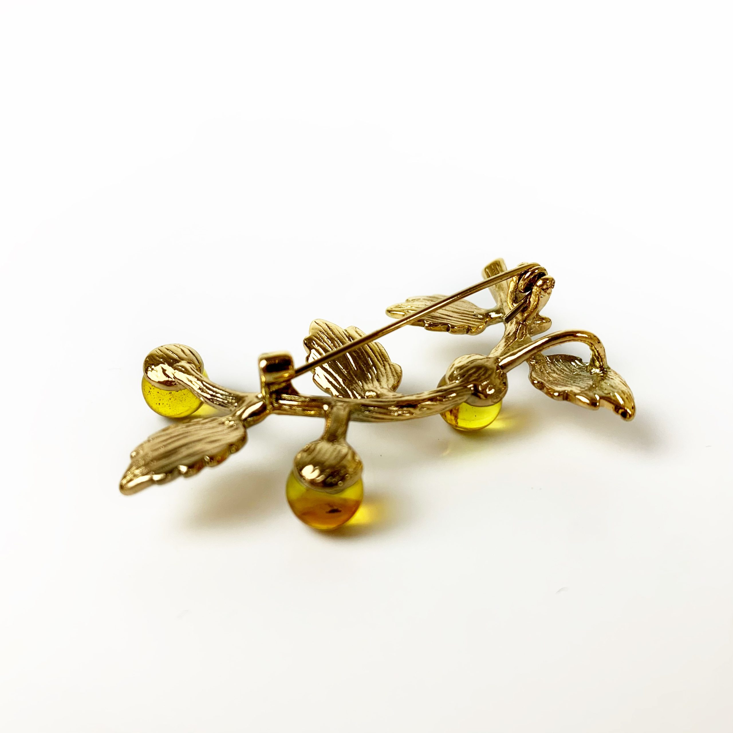 Ручная работа, США. Янтарная брошь. Подарок на День святого Валентина. KIZIMA.