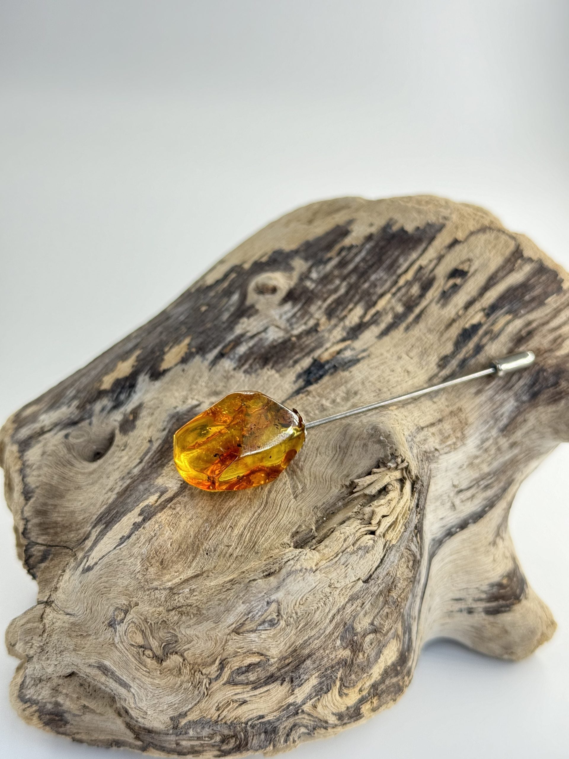 USA HANDMADE Natural Amber Brooch Valentine's Day Gift KIZIMA