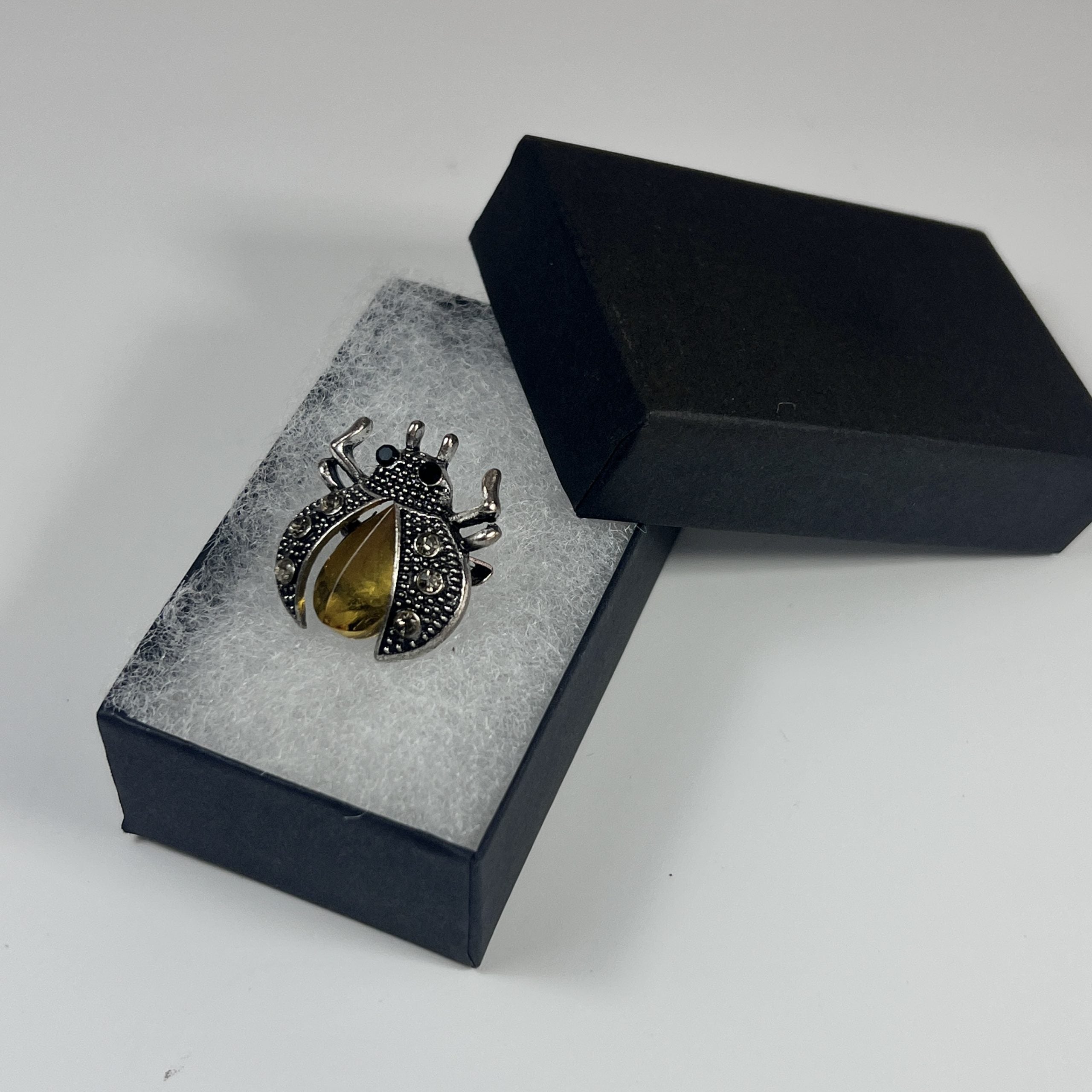 Broche Coccinelle Faite à la main USA Cadeau Ambre Saint Valentin KIZIMA