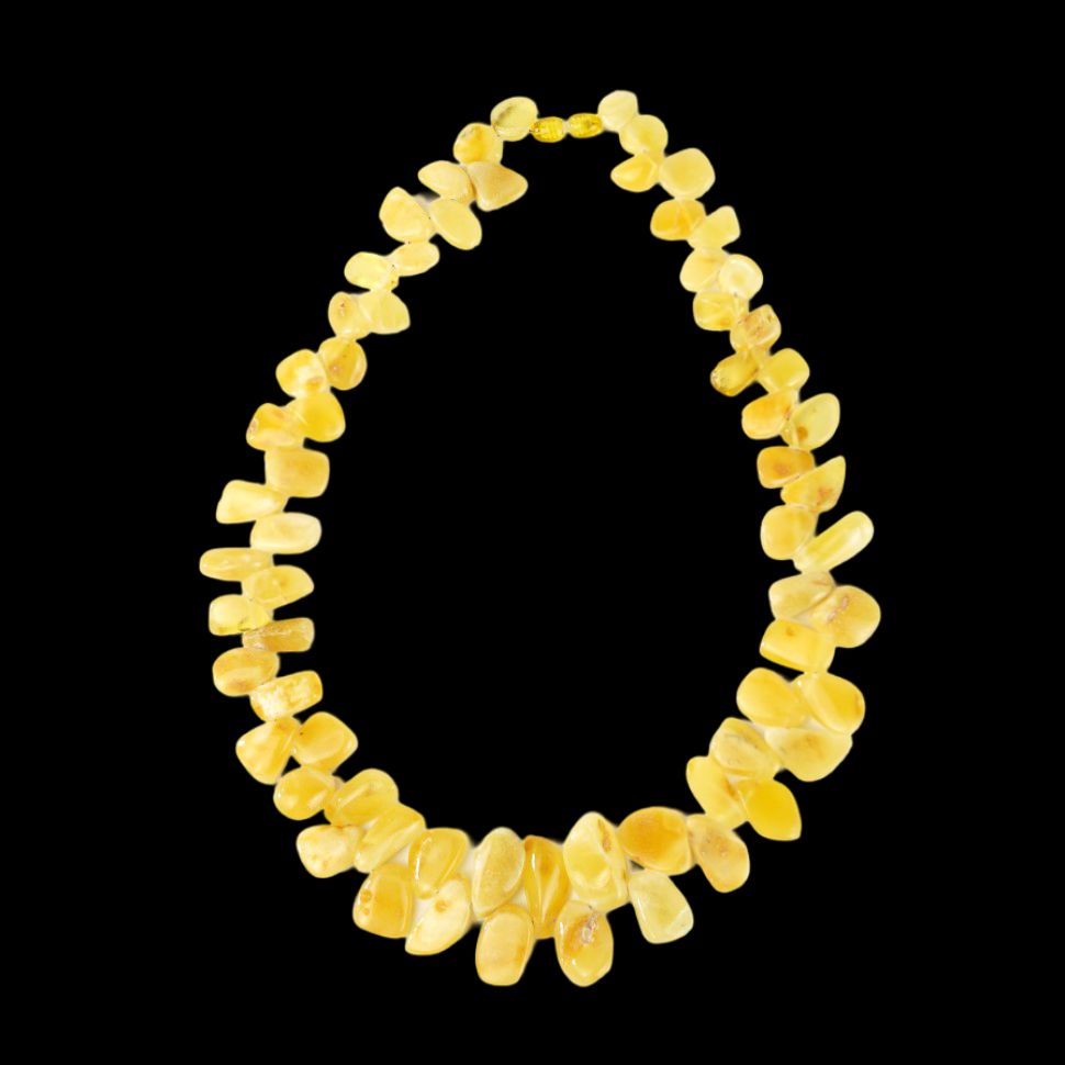 Baltic amber necklace, handmade by KIZIMA New York