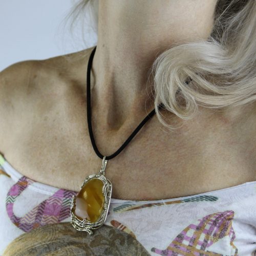USA Handmade Vintage Pendant Natural Baltic Amber KIZIMA