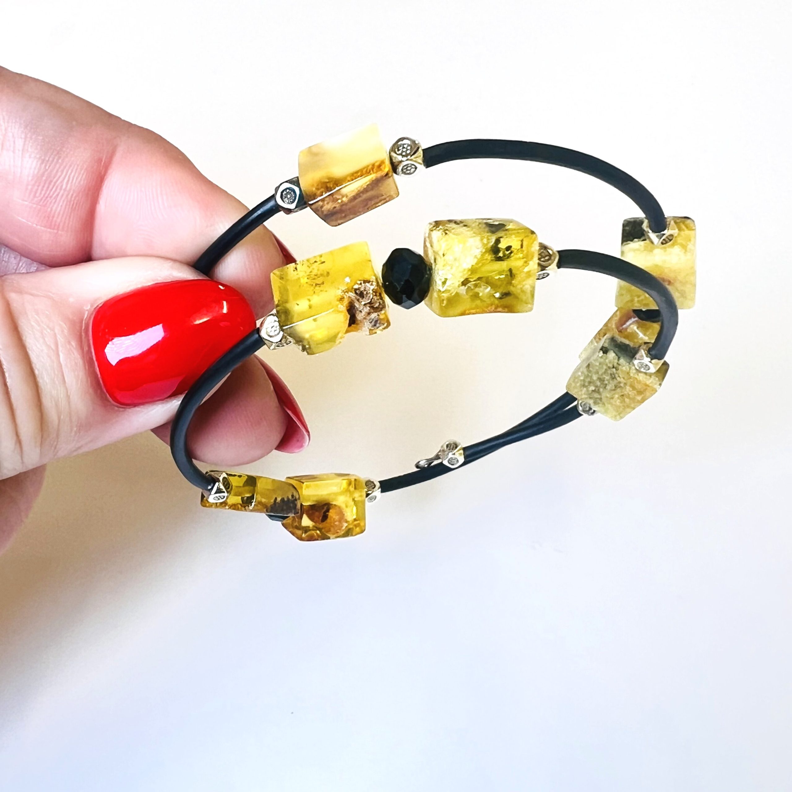 Bracelet Fait Main aux États-Unis avec Ambre Naturel de la Baltique Spirale KIZIMA