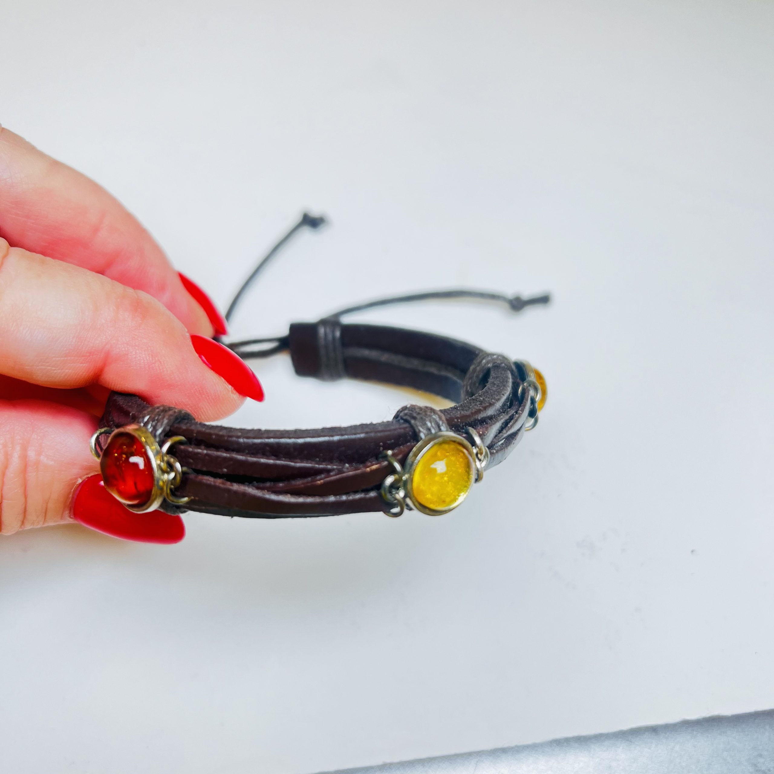 Bracelet en cuir fait main aux États-Unis avec ambre, cadeau pour lui KIZIMA