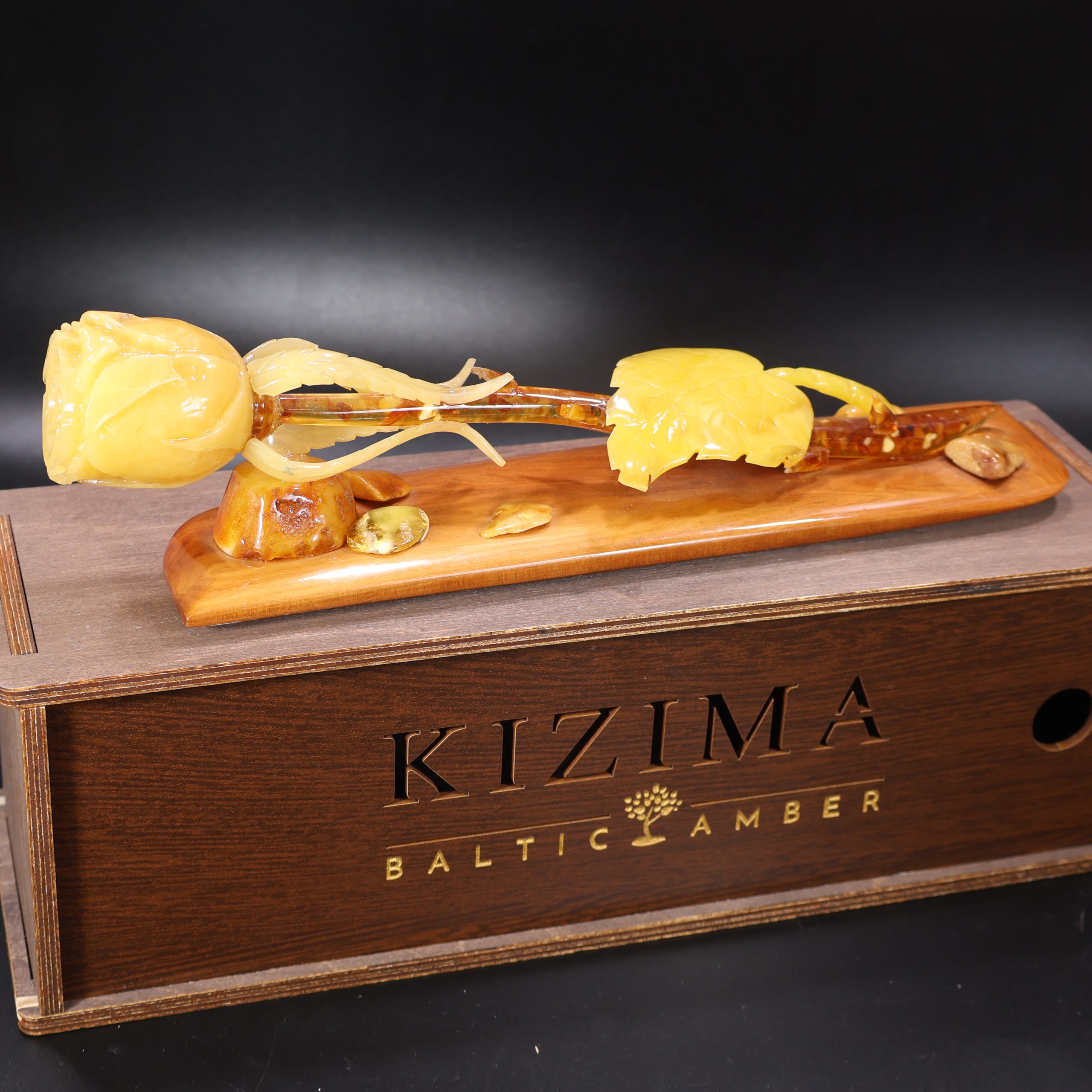 Luxury Amber Rose: Solid Stone on Mahogany