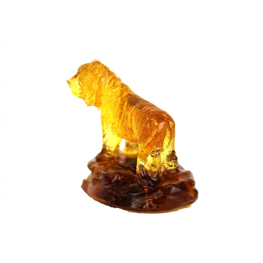 Exclusive Baltic Amber Tiger Figurine – Handcrafted Natural Gemstone Gift