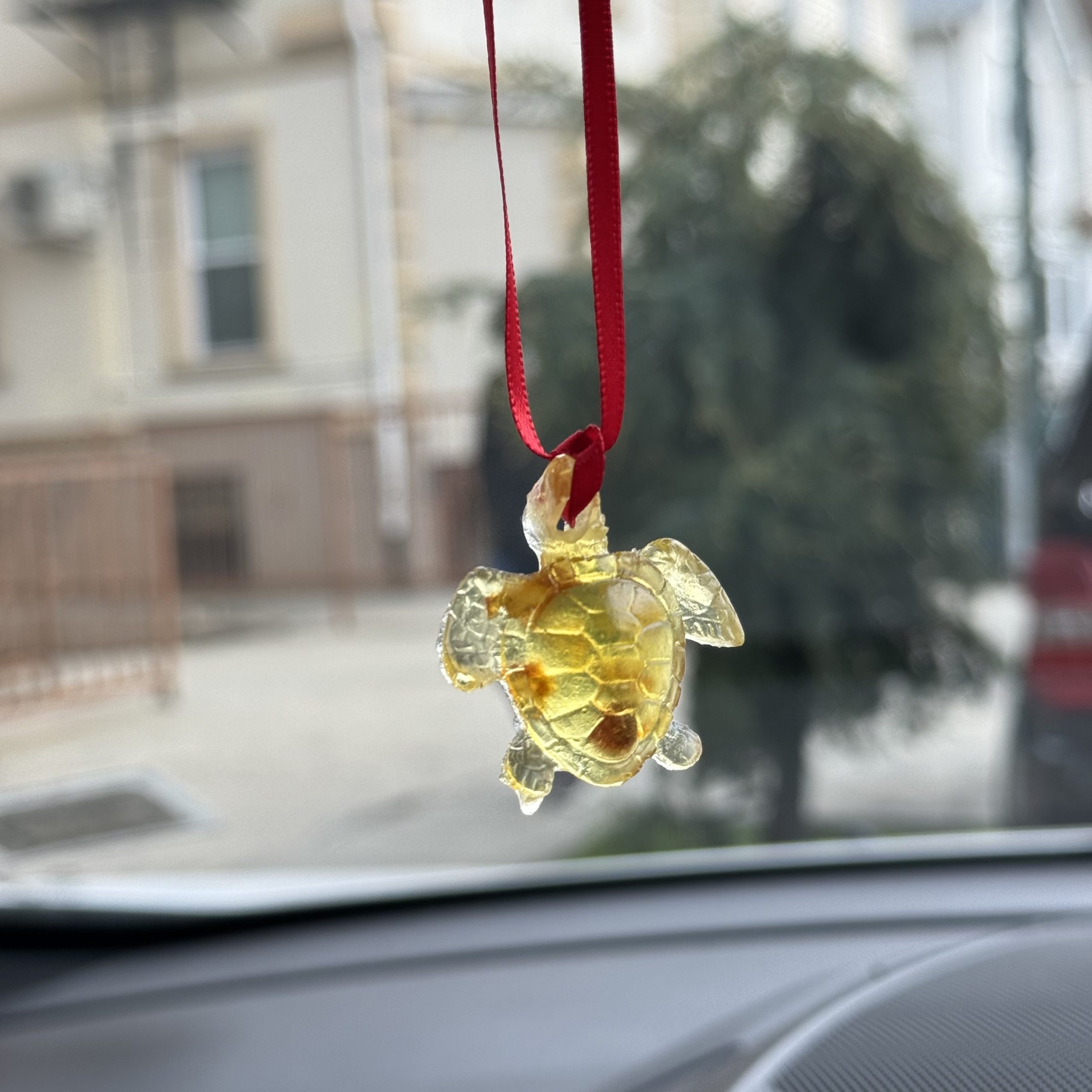 USA Handmade Amber keychain gift for car Turtle for Luck and Safety KIZIMA