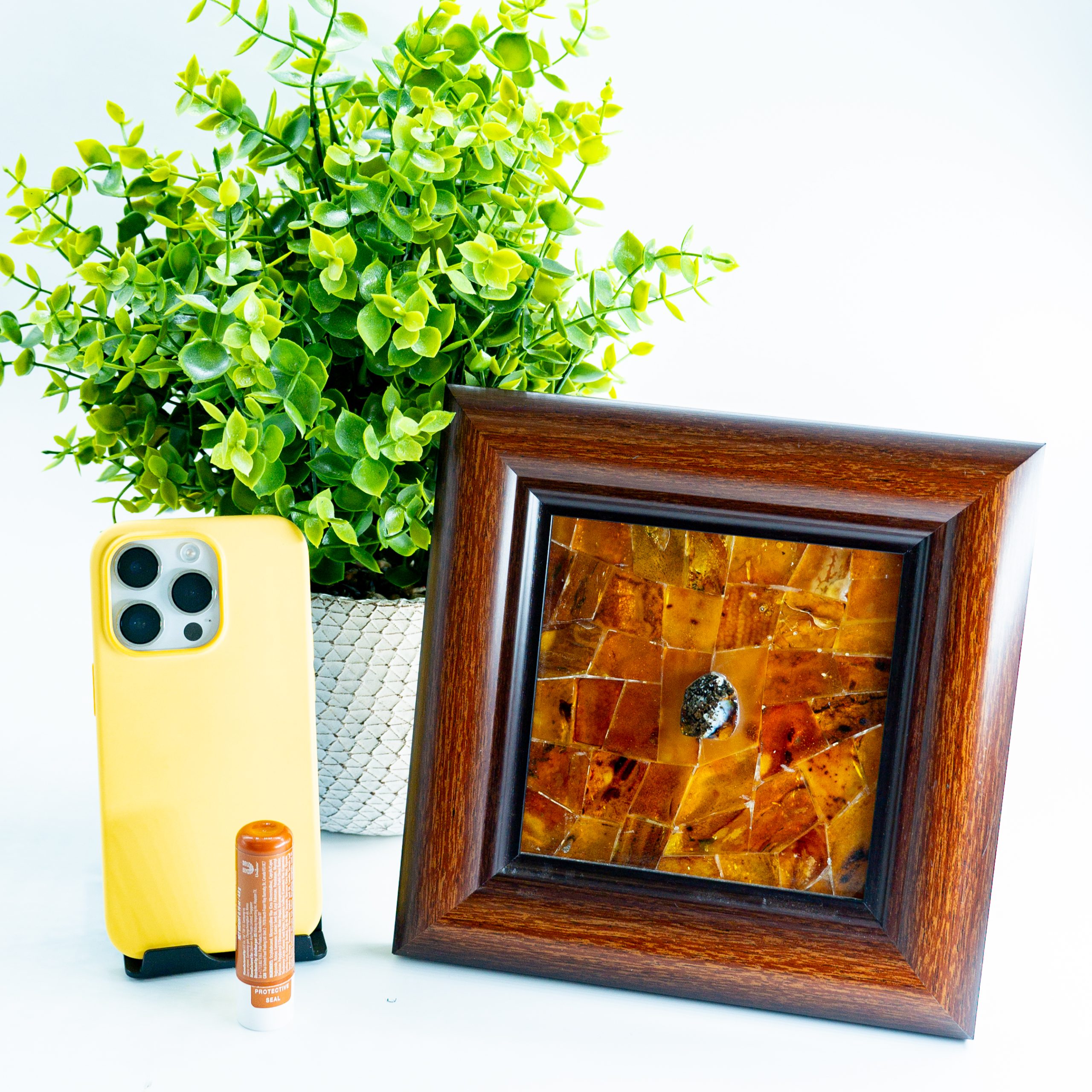 KIZIMA Amber Wall Art – Lunar Light Handmade Decor