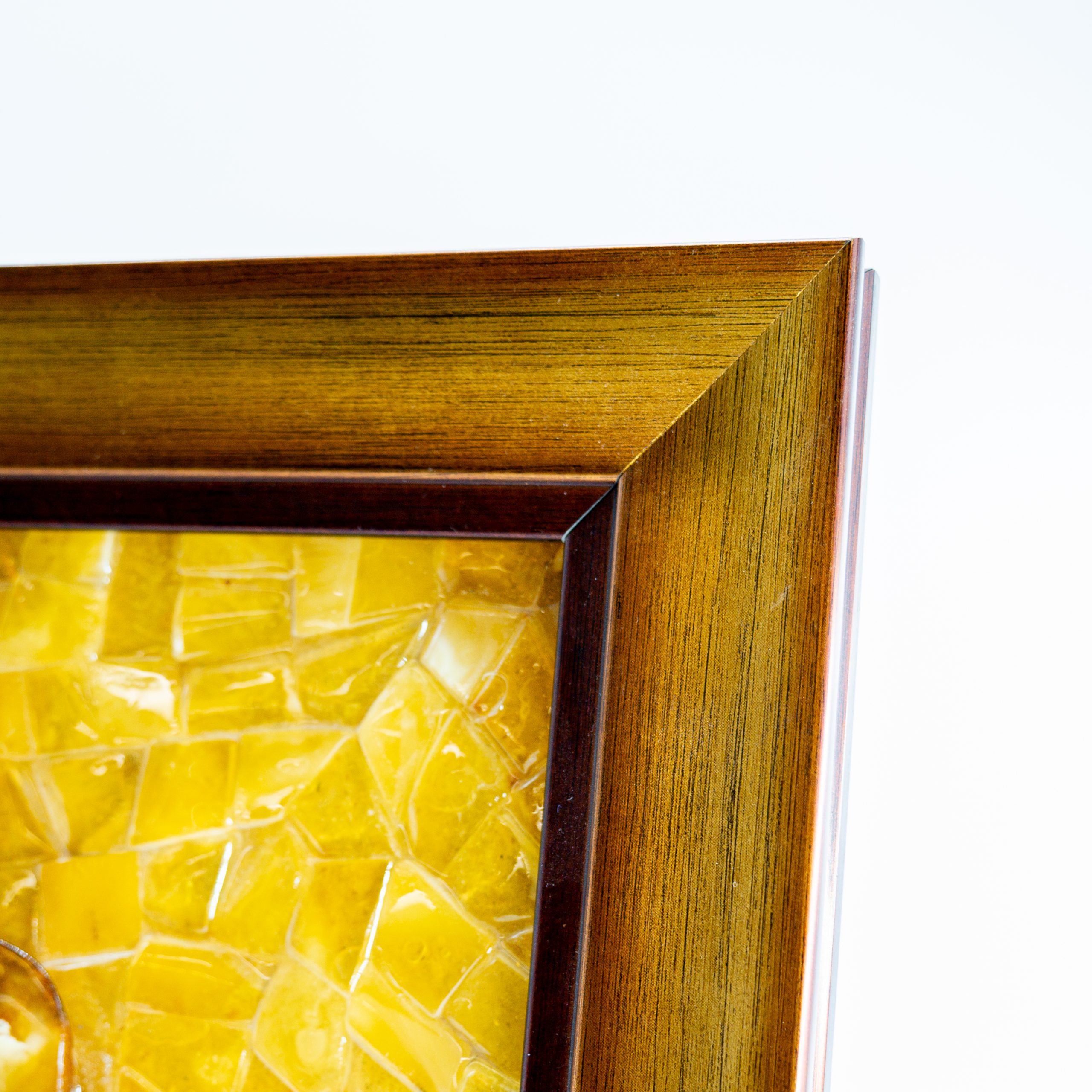 KIZIMA Amber Wall Art Angel – Handmade Baltic Amber Decor