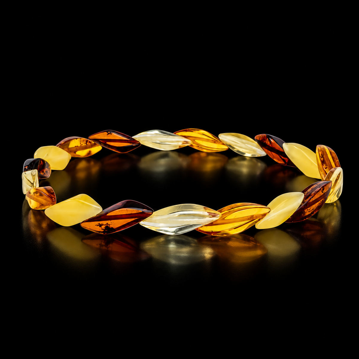 KIZIMA 5598877.1 nineteen-leaf multicolor Baltic amber bracelet on a black studio background.