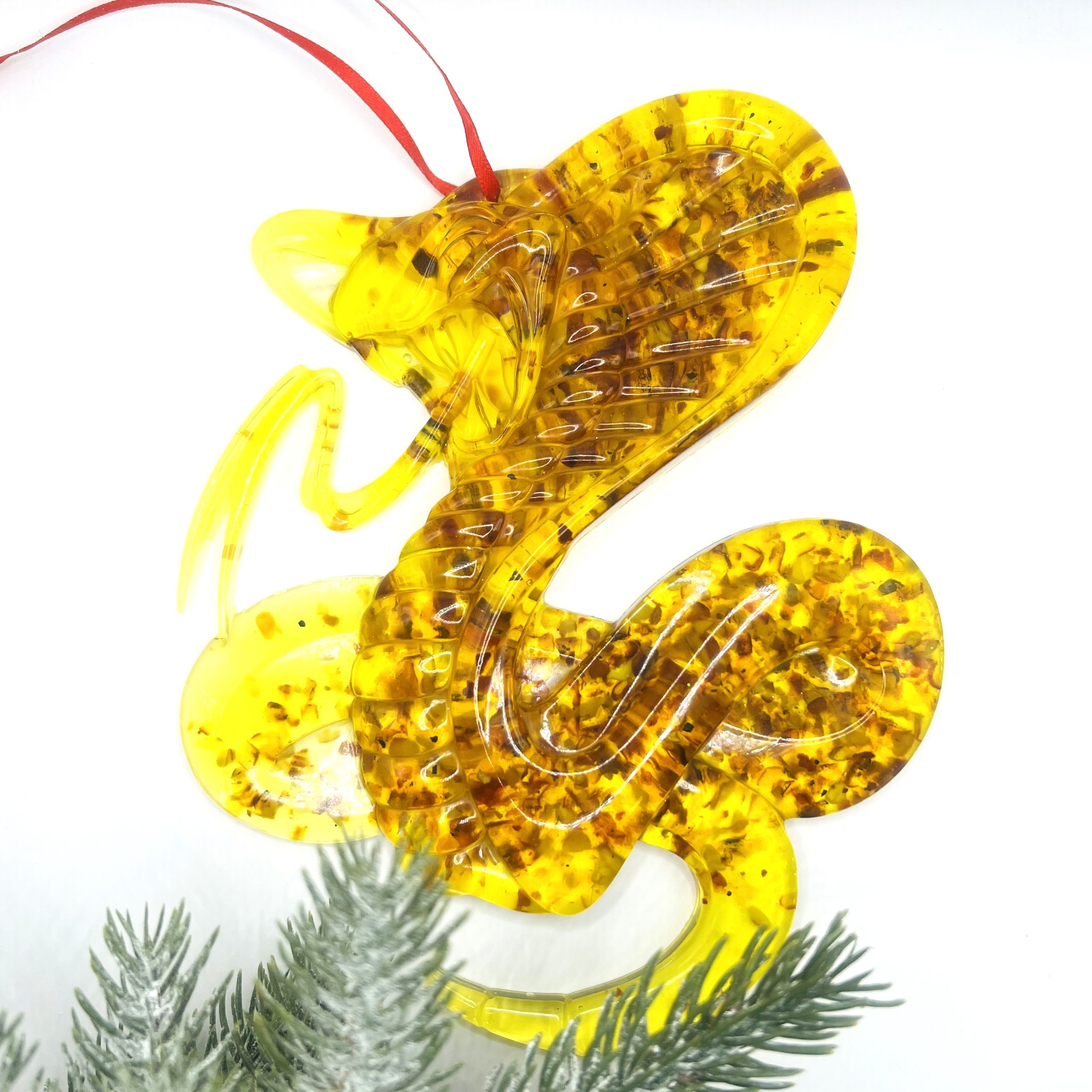 USA Handmade 2026 Christmas Outdoor Tree Toy Snake Home Decor Tree Ornaments KIZIMA