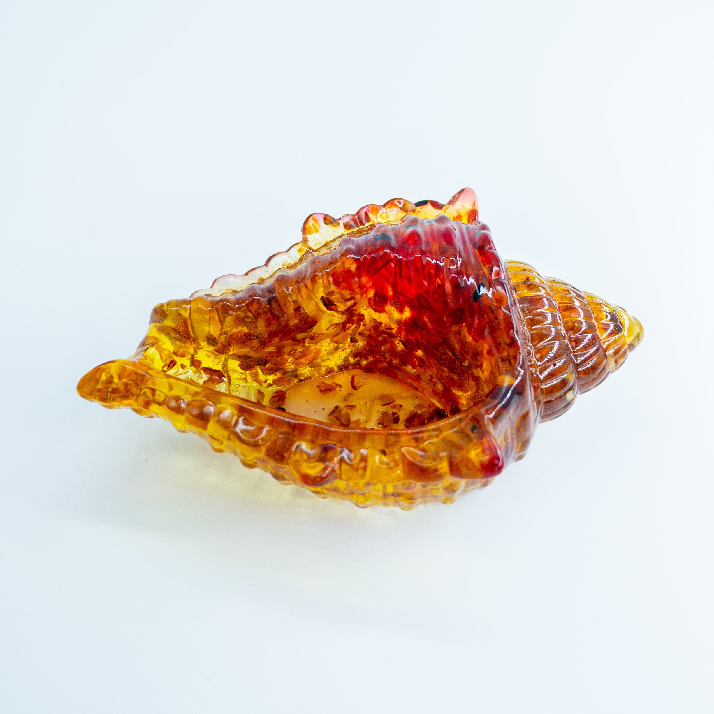 USA Handmade Souvenir for storing small items with Natural Baltic Amber Shell KIZIMA