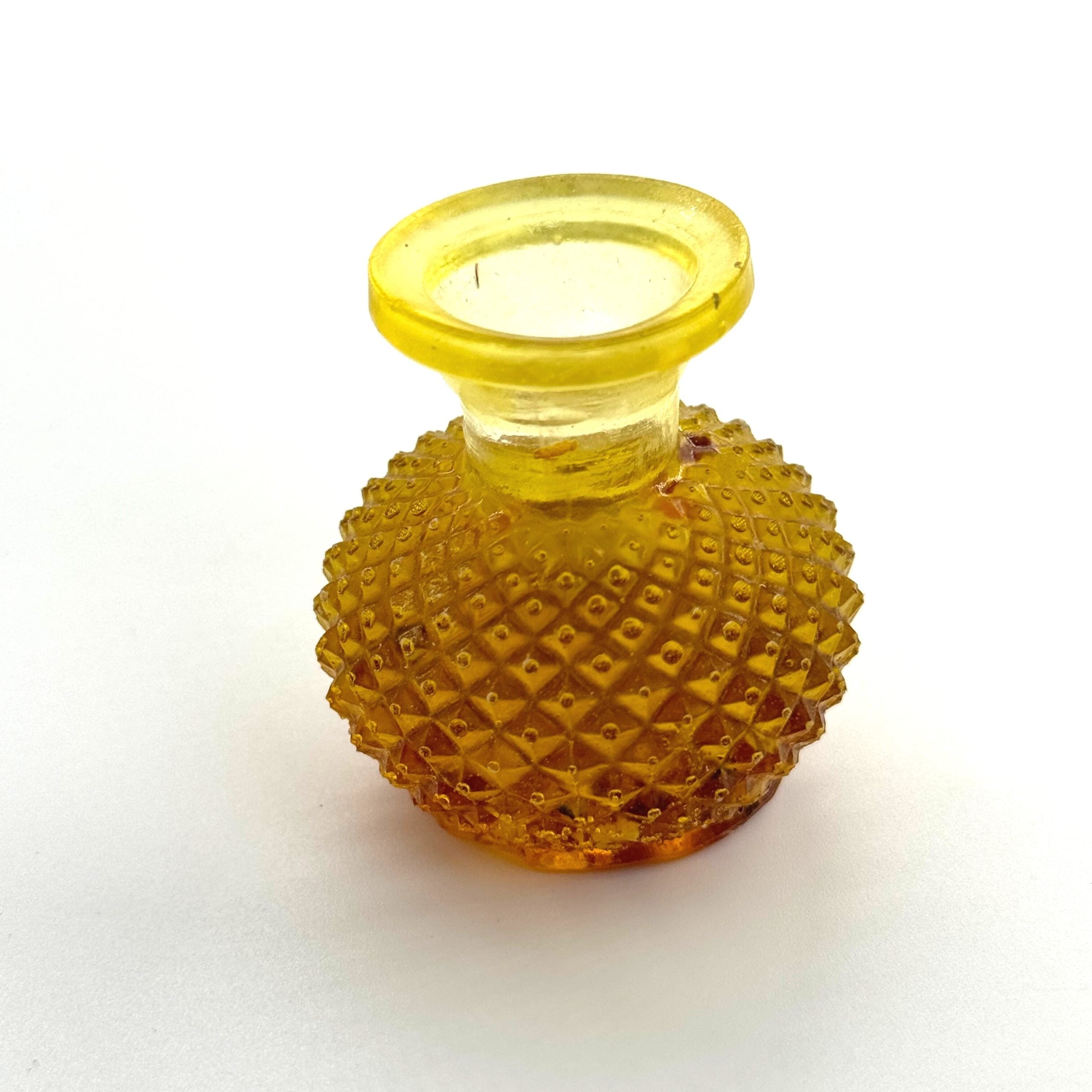 USA KIZIMA Handcrafted Baltic Amber Vase for Home Decor