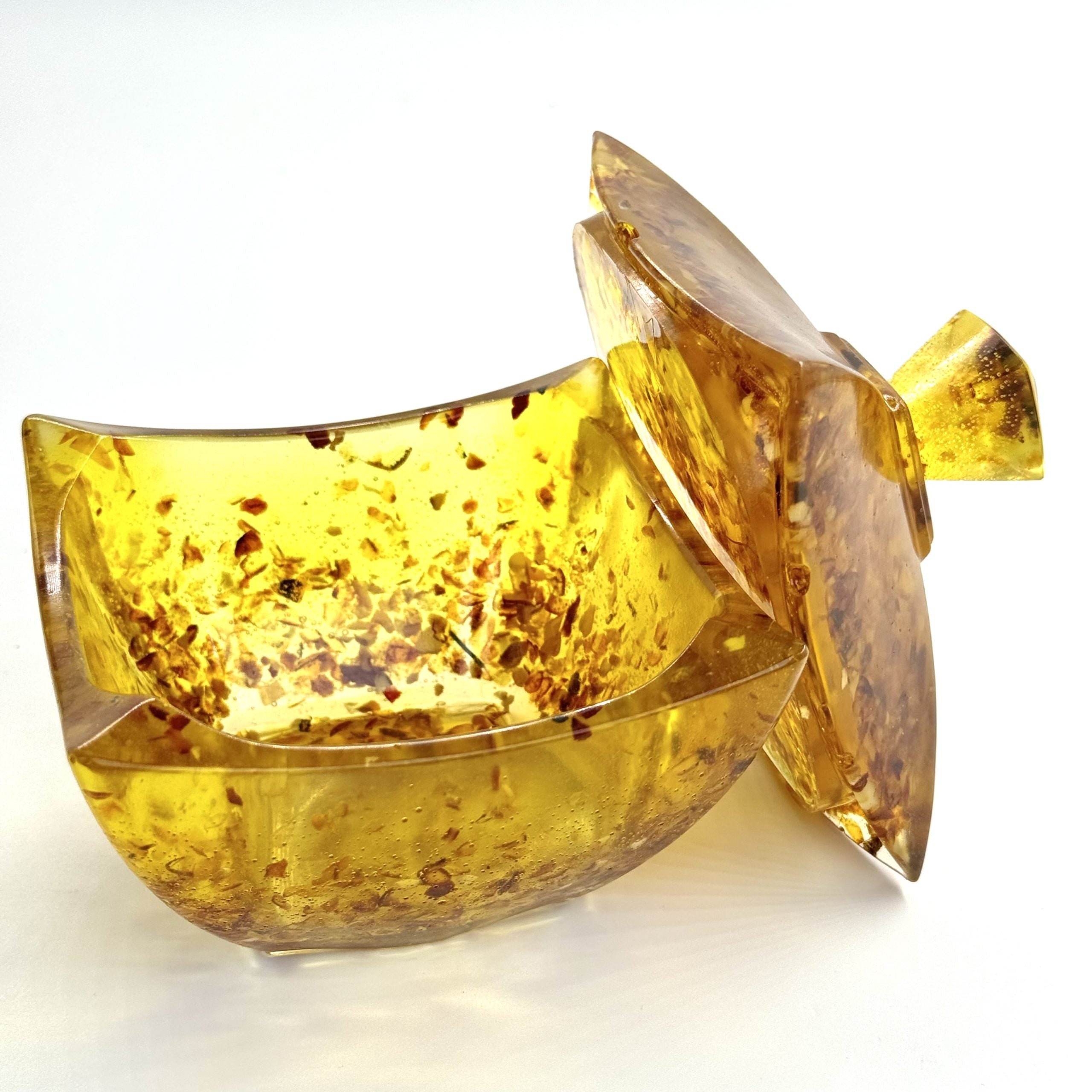 USA Handmade Amber quadrangular Vase festive table decoration KIZIMA