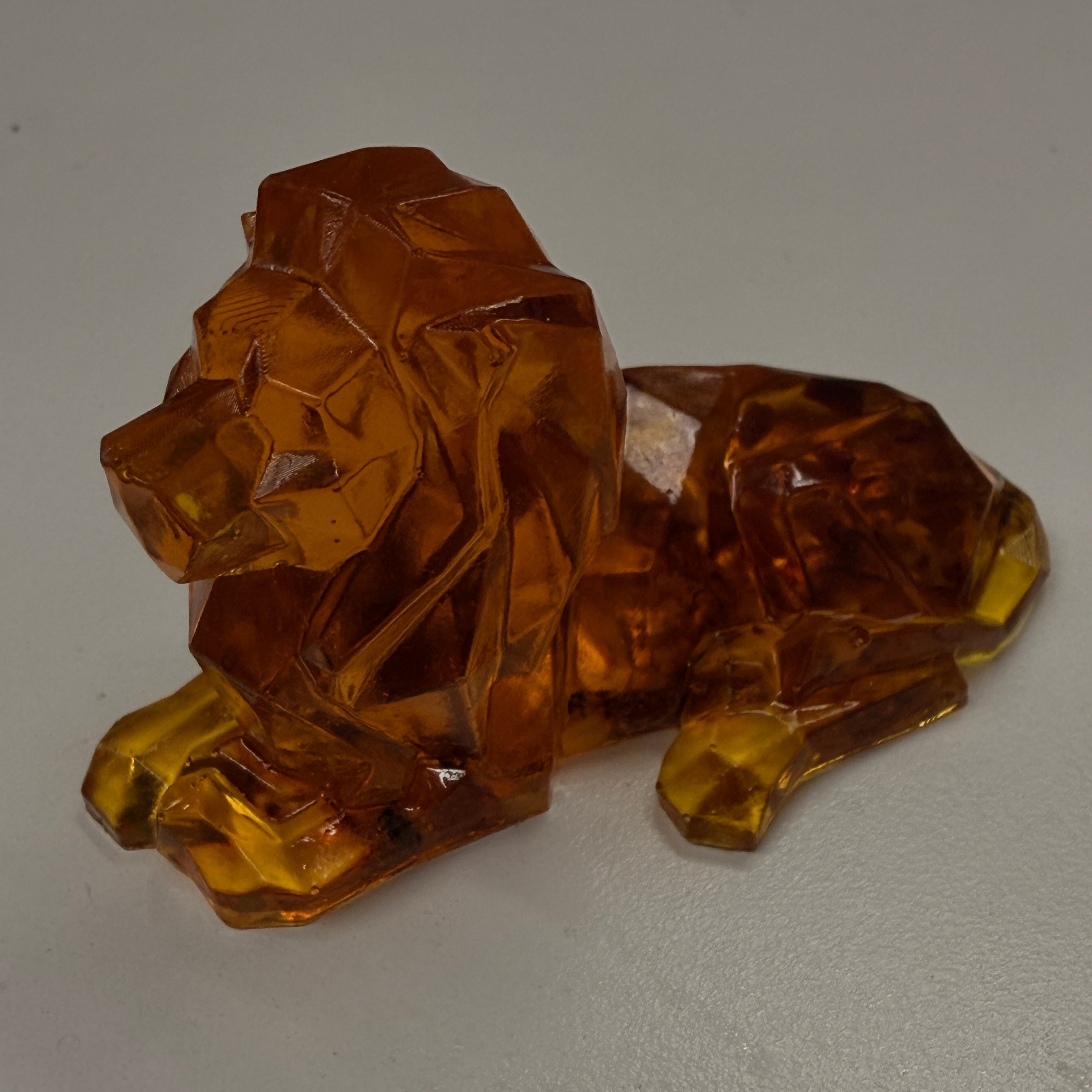 Leo Zodiac Lion Baltic Amber Figurine — Made in USA | KIZIMA®