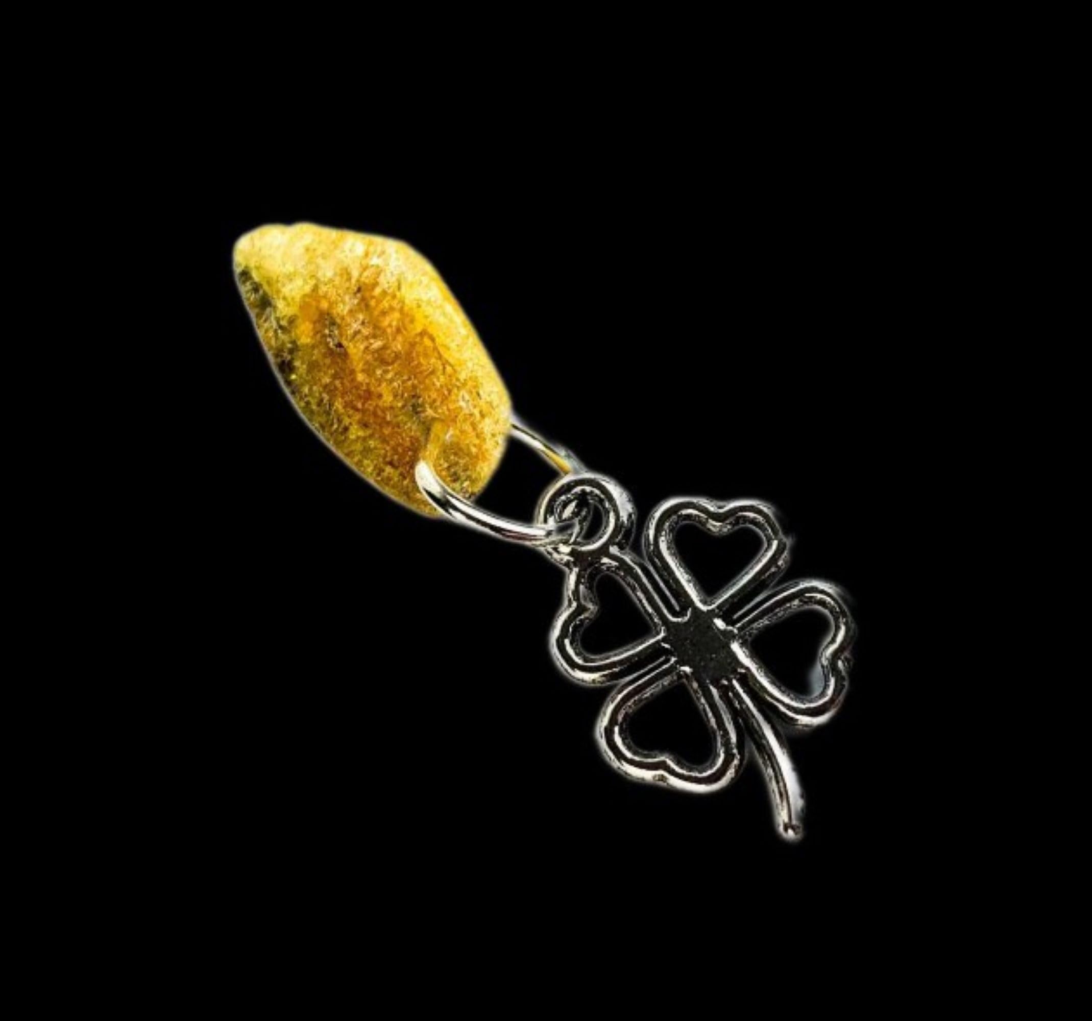 USA Hamdmade Amulet Talisman Four-leaf clover Clover Baltic amber KIZIMA