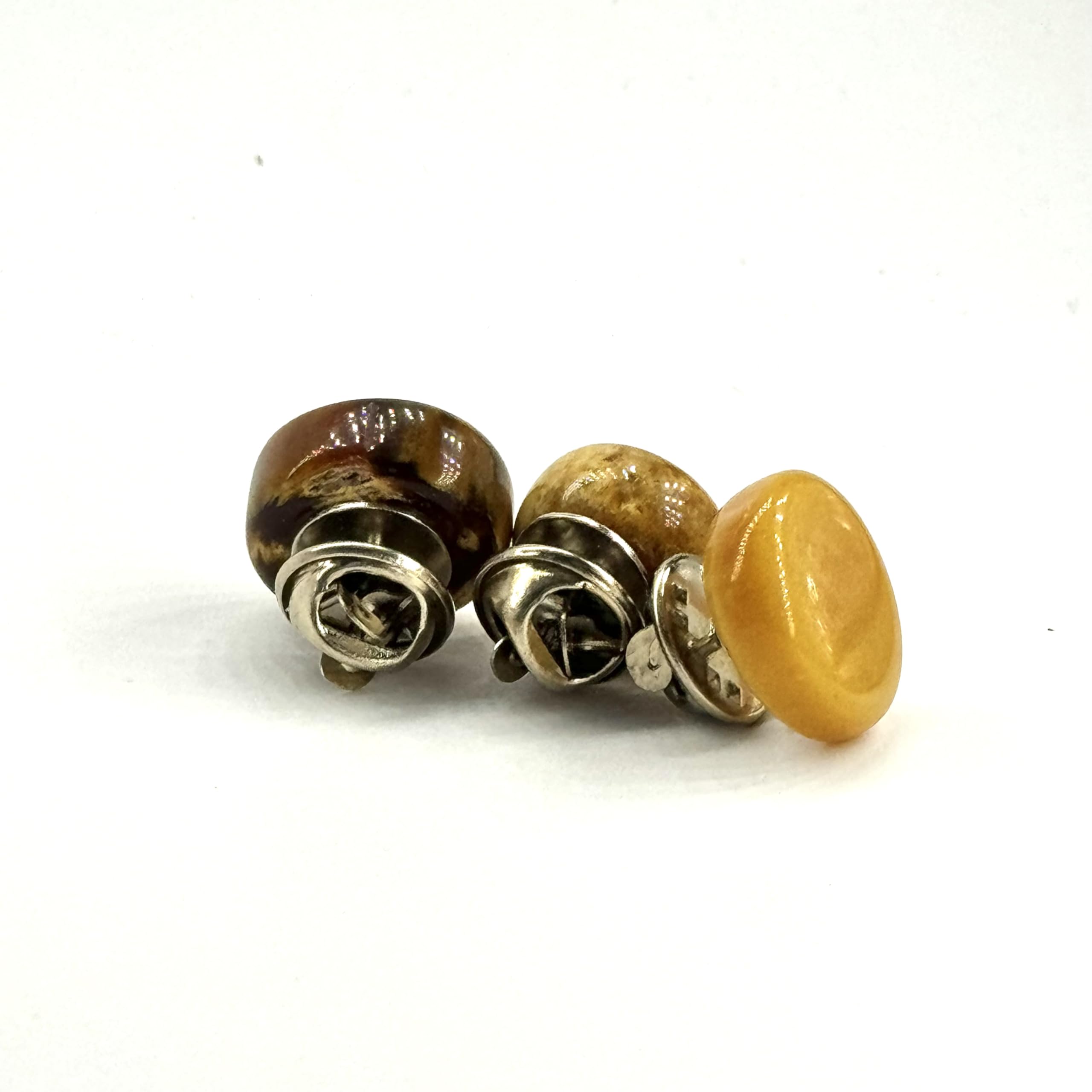 Amber brooch handmade with natural Baltic button