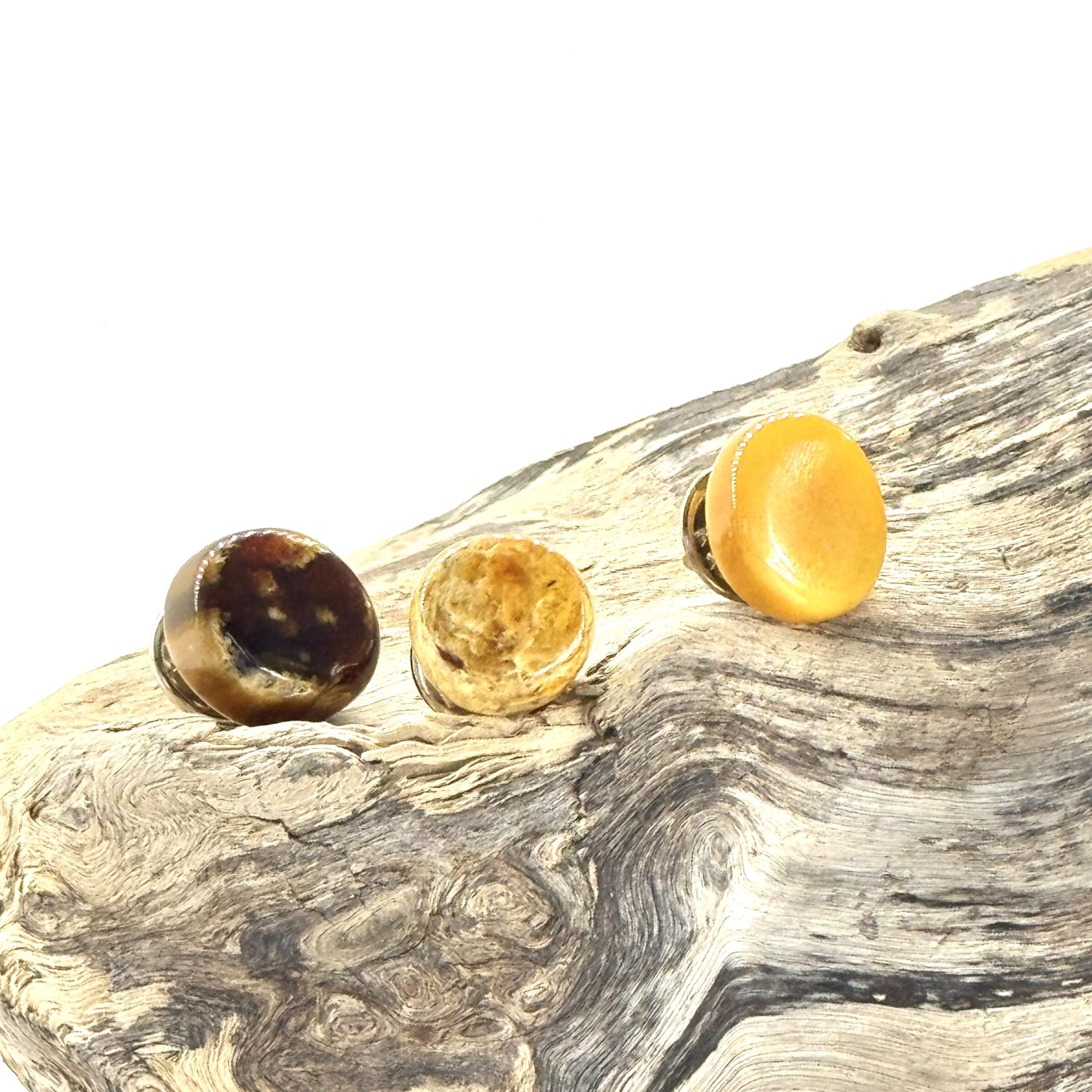 Amber brooch handmade with natural Baltic button