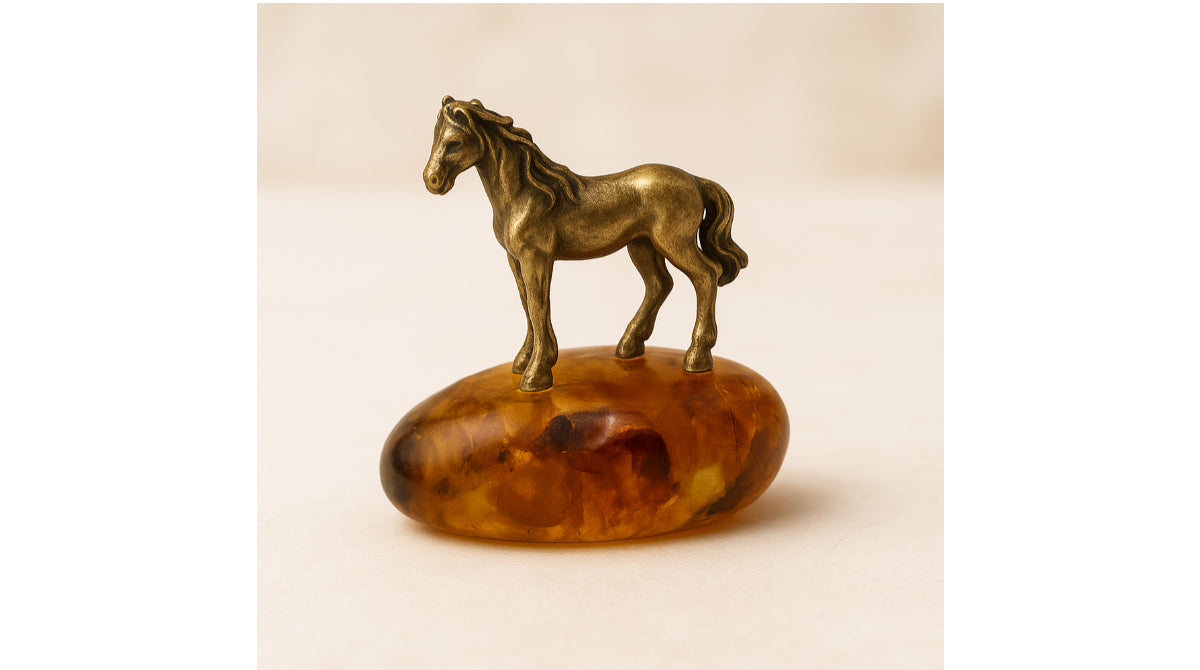 USA Christmas 2026 – Handmade Mini Brass Horse Figurine – KIZIMA