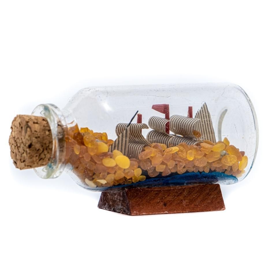 USA Handmade Ship in a Bottle with Baltic Amber stones a gift for Father's Day KIZIMA