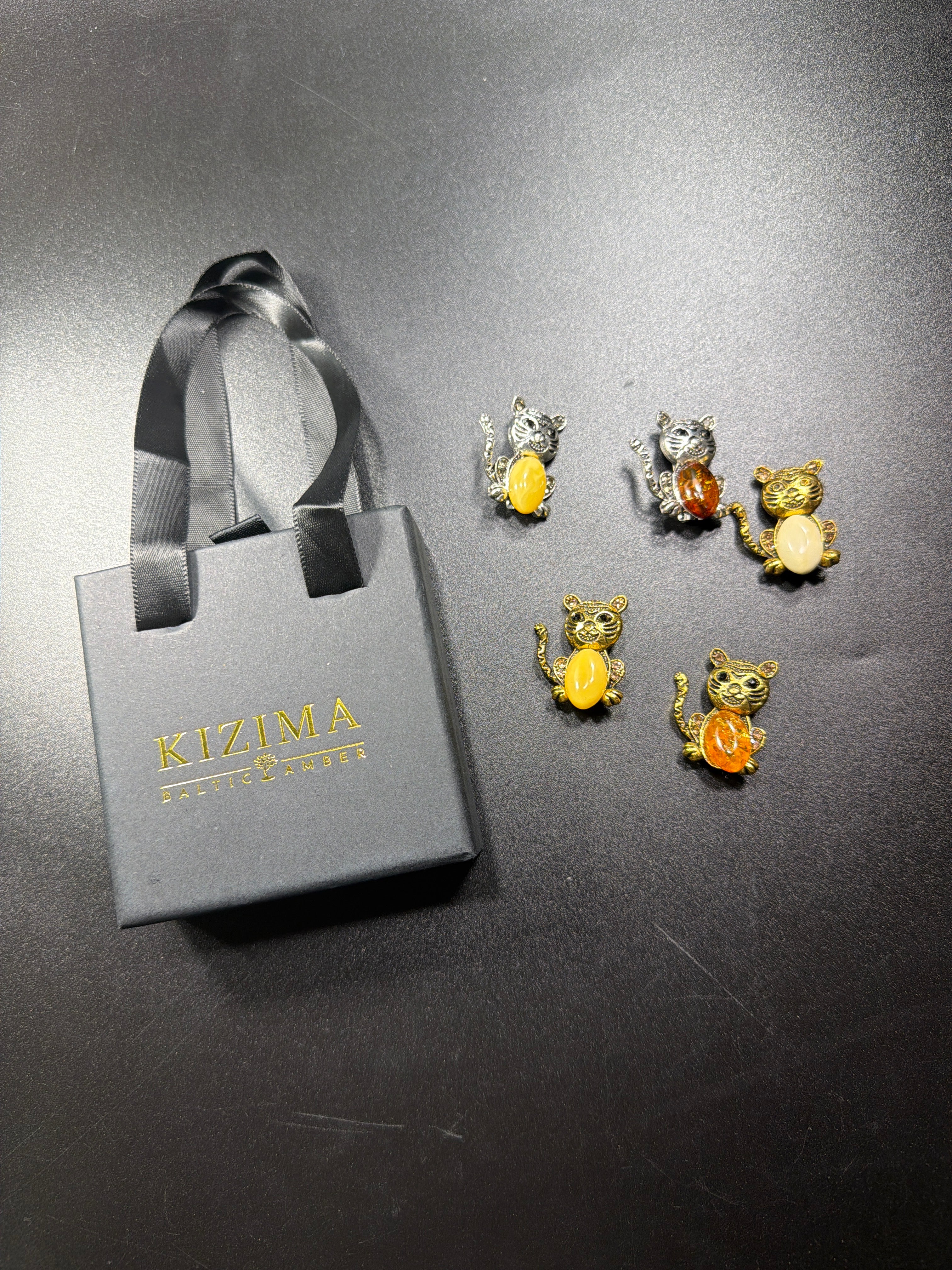 Made in USA Genuine Natural Baltic Amber Cat Brooch, Tail Up KIZIMA®