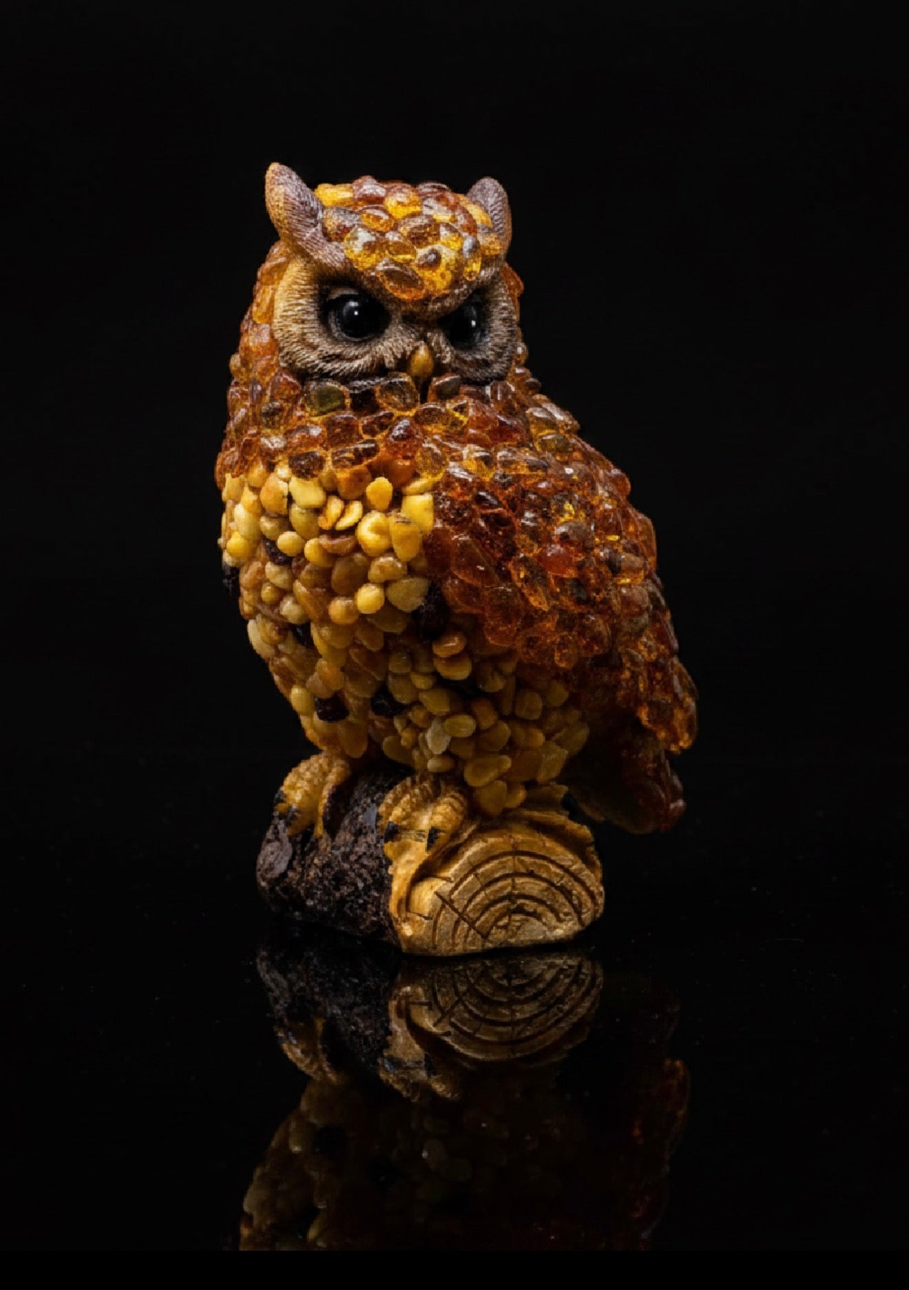 Luxurious Owl Baltic Amber Figurine — Made in USA | KIZIMA®