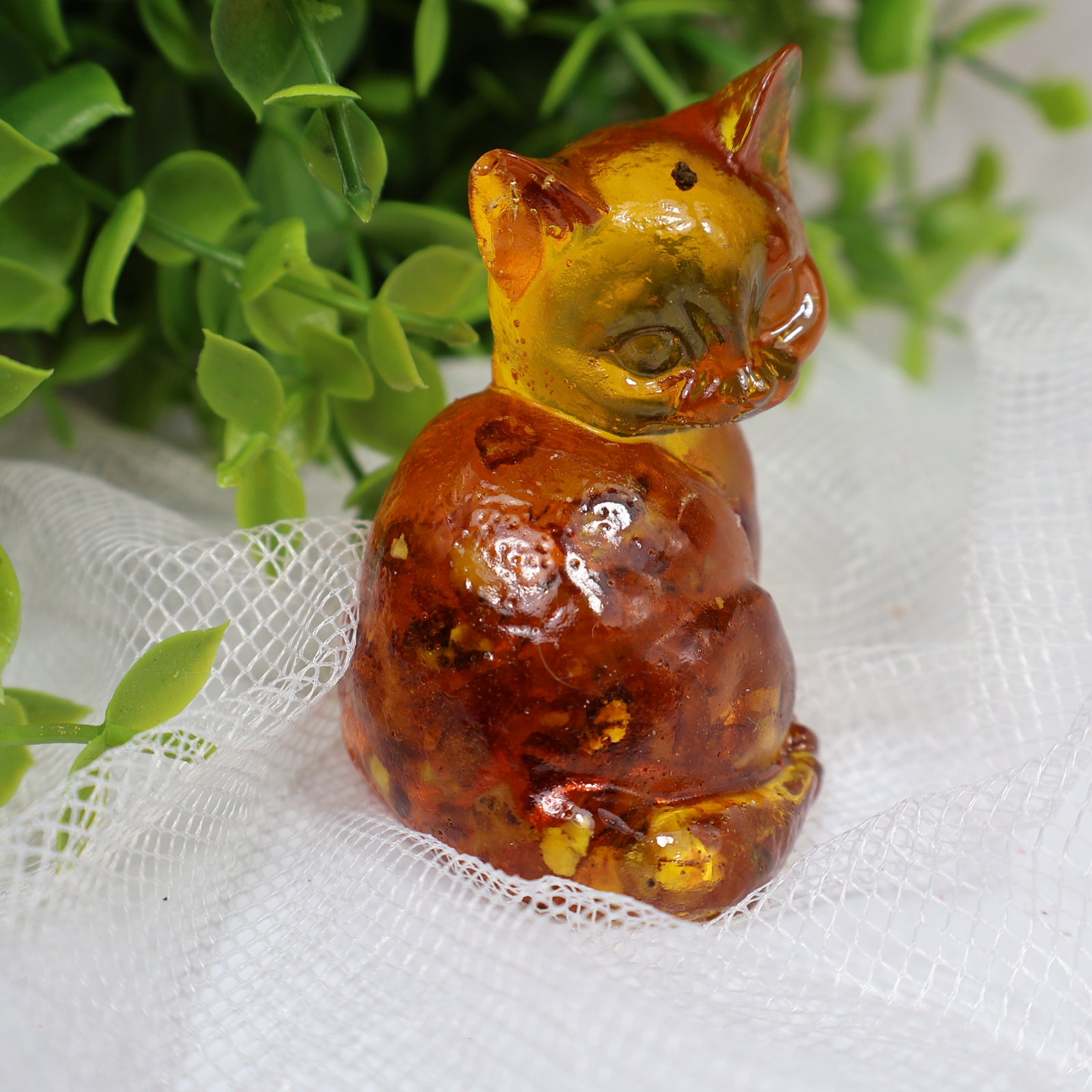 Handmade Amber Cat Figurine – Baltic Amber Sculpture by KIZIMA USA | Unique Handmade Gift | Luxury Collectible | Elegant Home Décor
