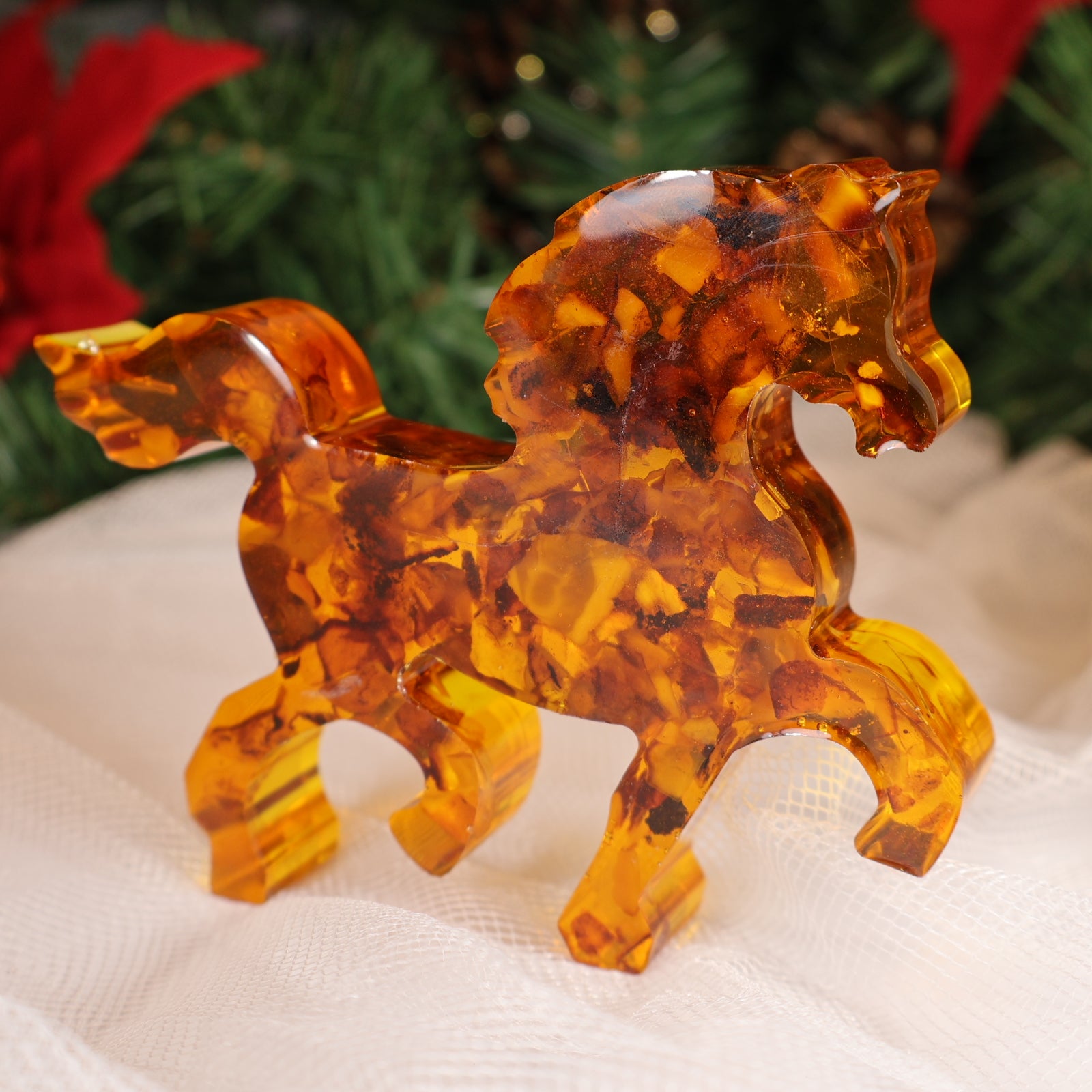 Handmade Amber Horse Figurine | Genuine Baltic Amber Sculpture | Symbol of the Year | Christmas & Business Gift – KIZIMA