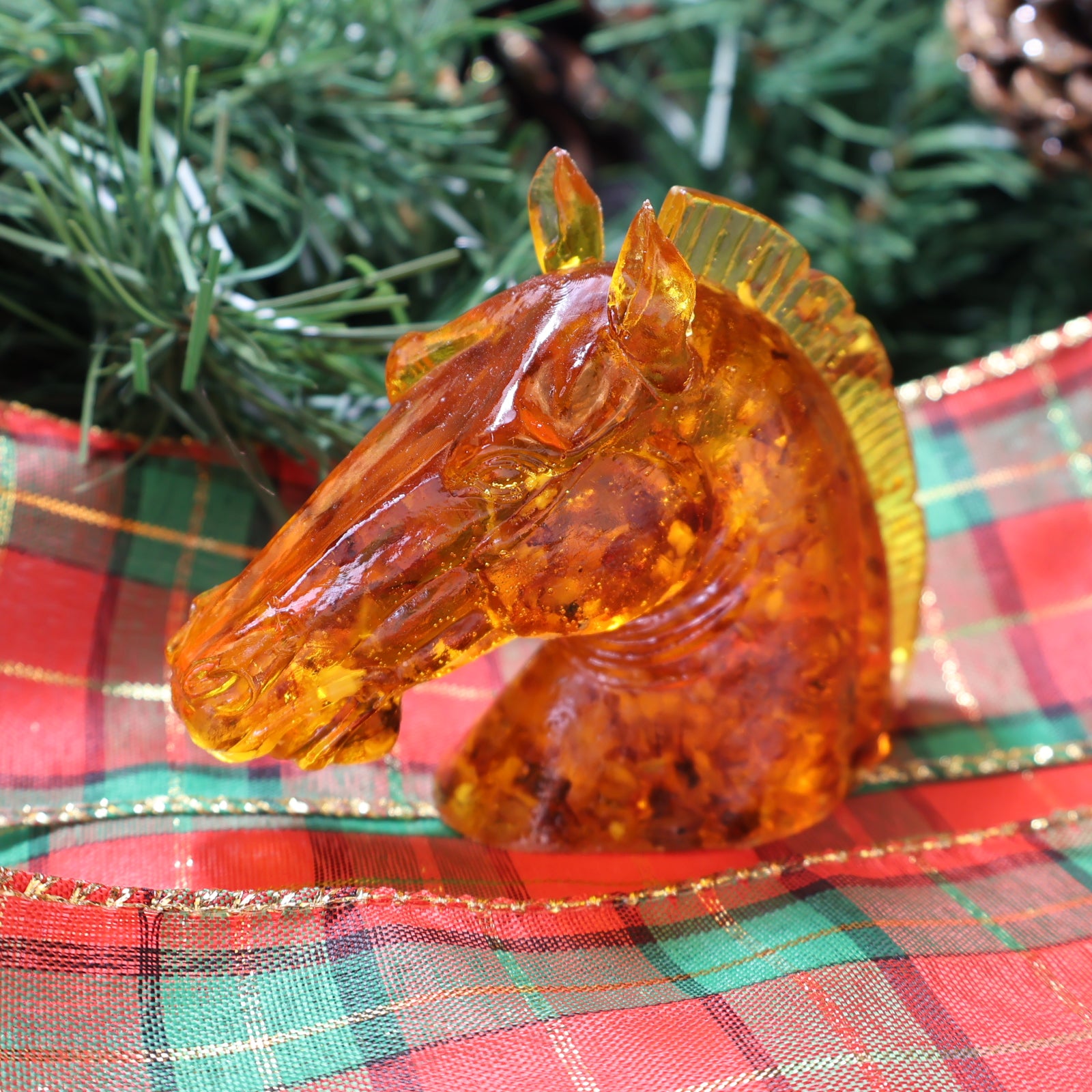 Christmas Amber Horse Sculpture Gift – Handmade Figurine | Unique Holiday Keepsake | Genuine Amber Collectible KIZIMA USA