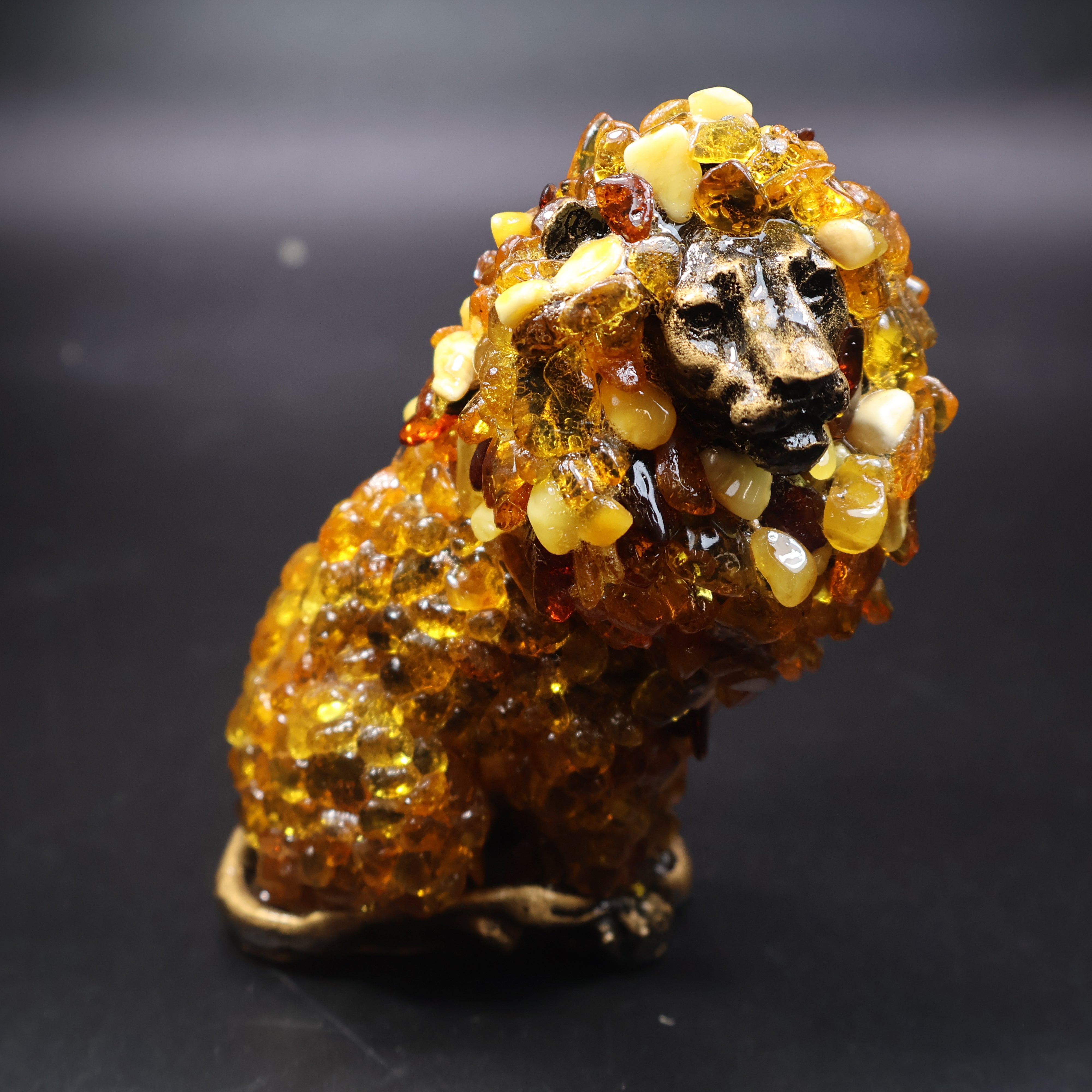 Lion Baltic Amber Figurine — Made in USA | KIZIMA®