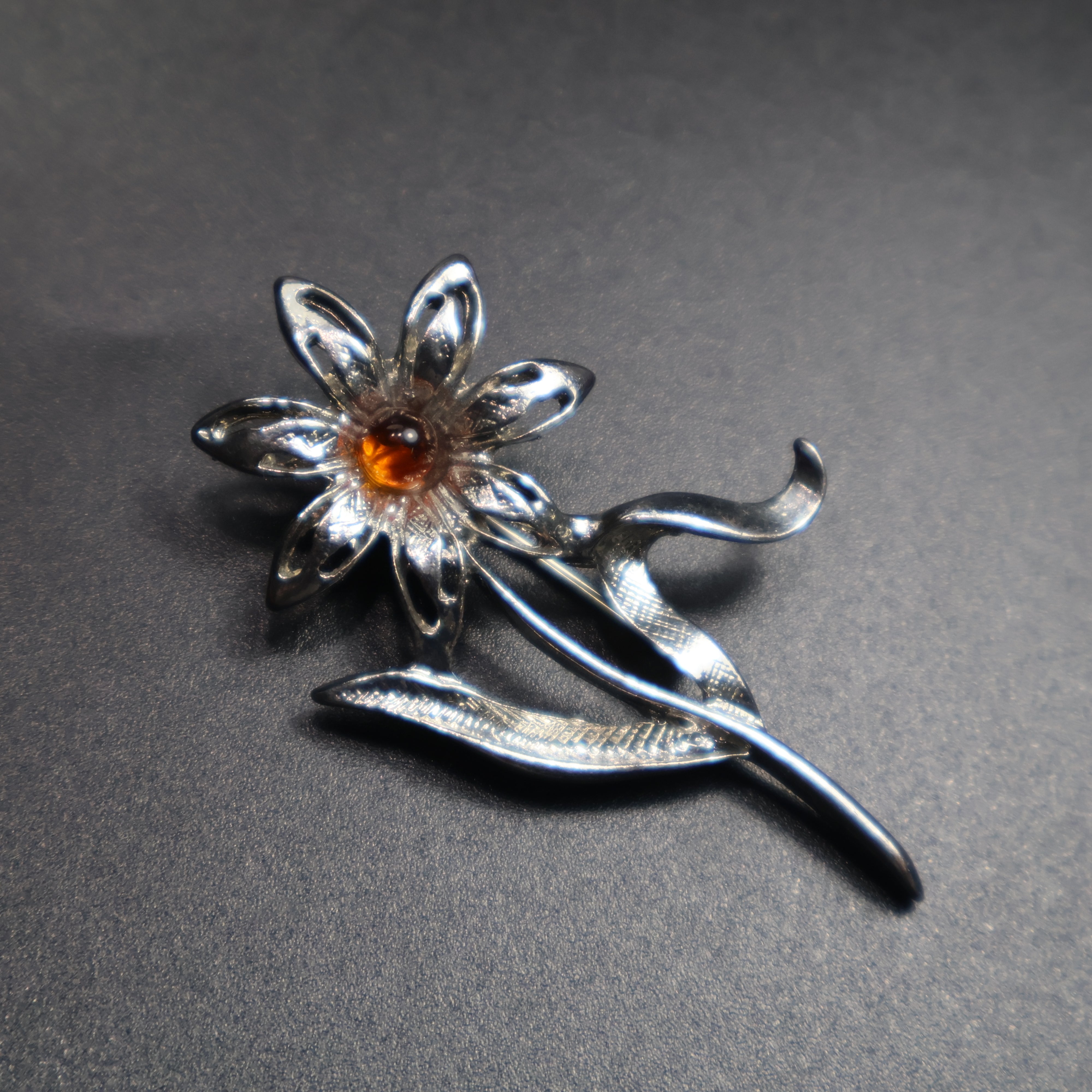 Made in USA Genuine Natural Baltic Amber Silver Daisy Brooch KIZIMA®