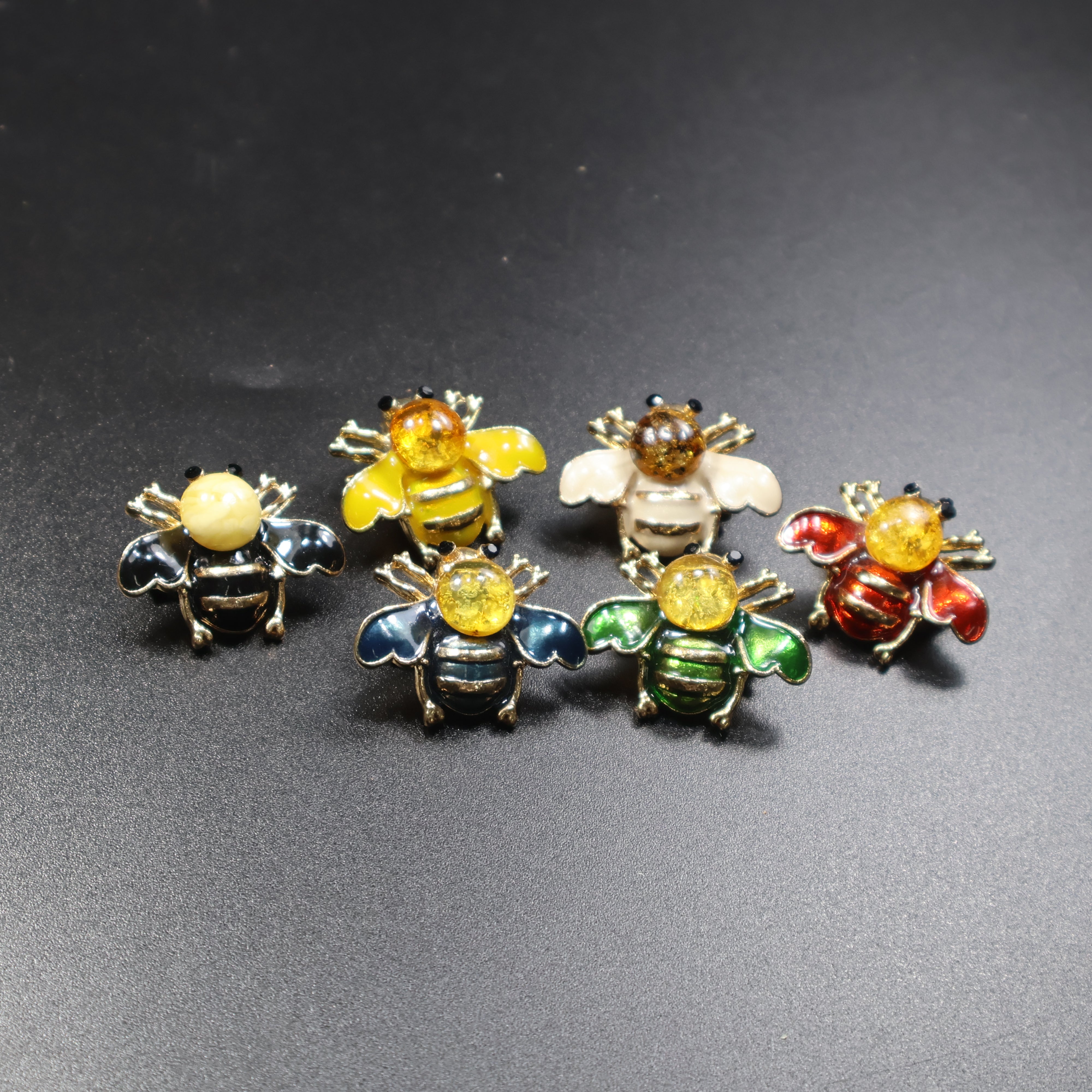 Made in USA Genuine Natural Baltic Amber Bee Brooch KIZIMA®