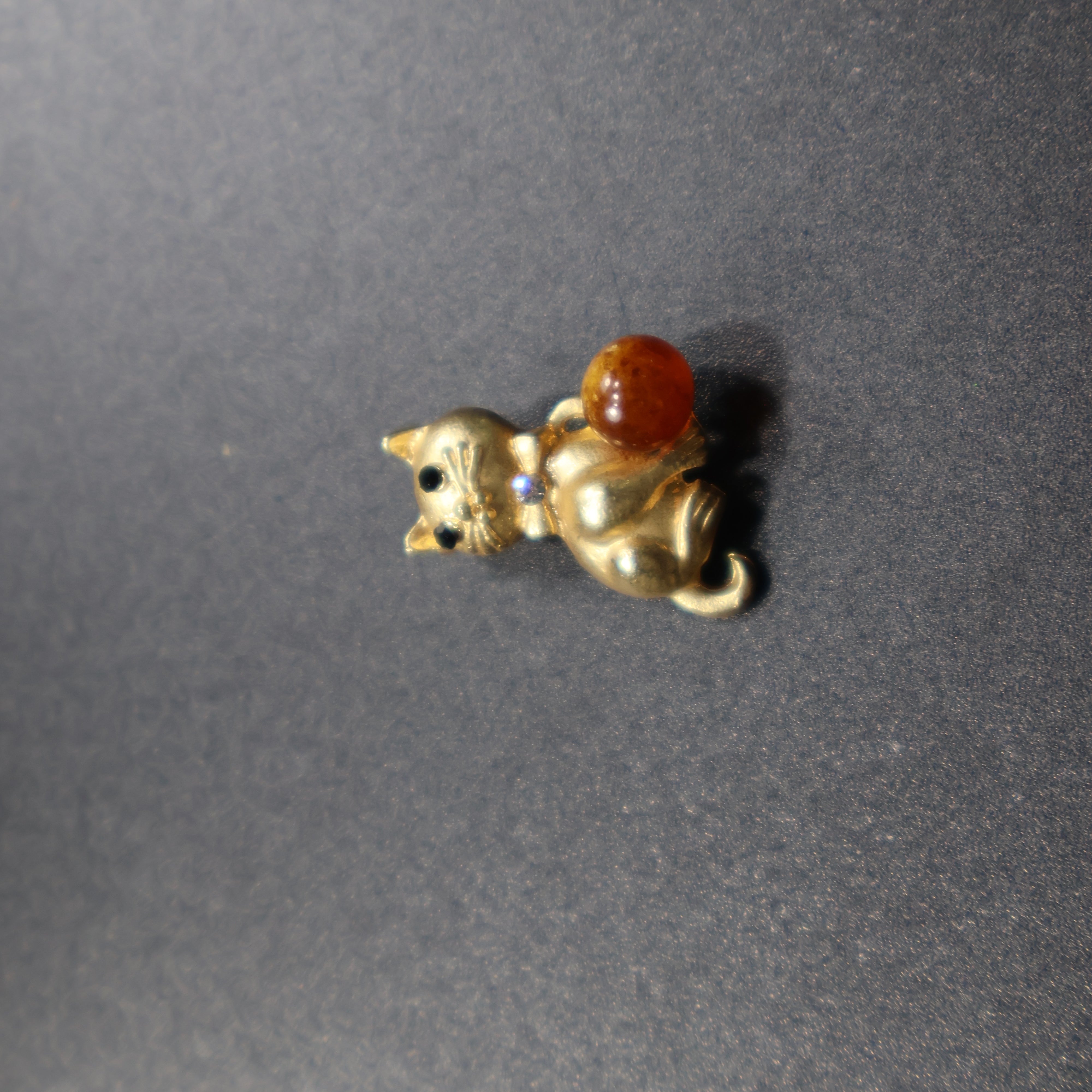 Made in USA Genuine Natural Baltic Amber Gold Cat Brooch KIZIMA®