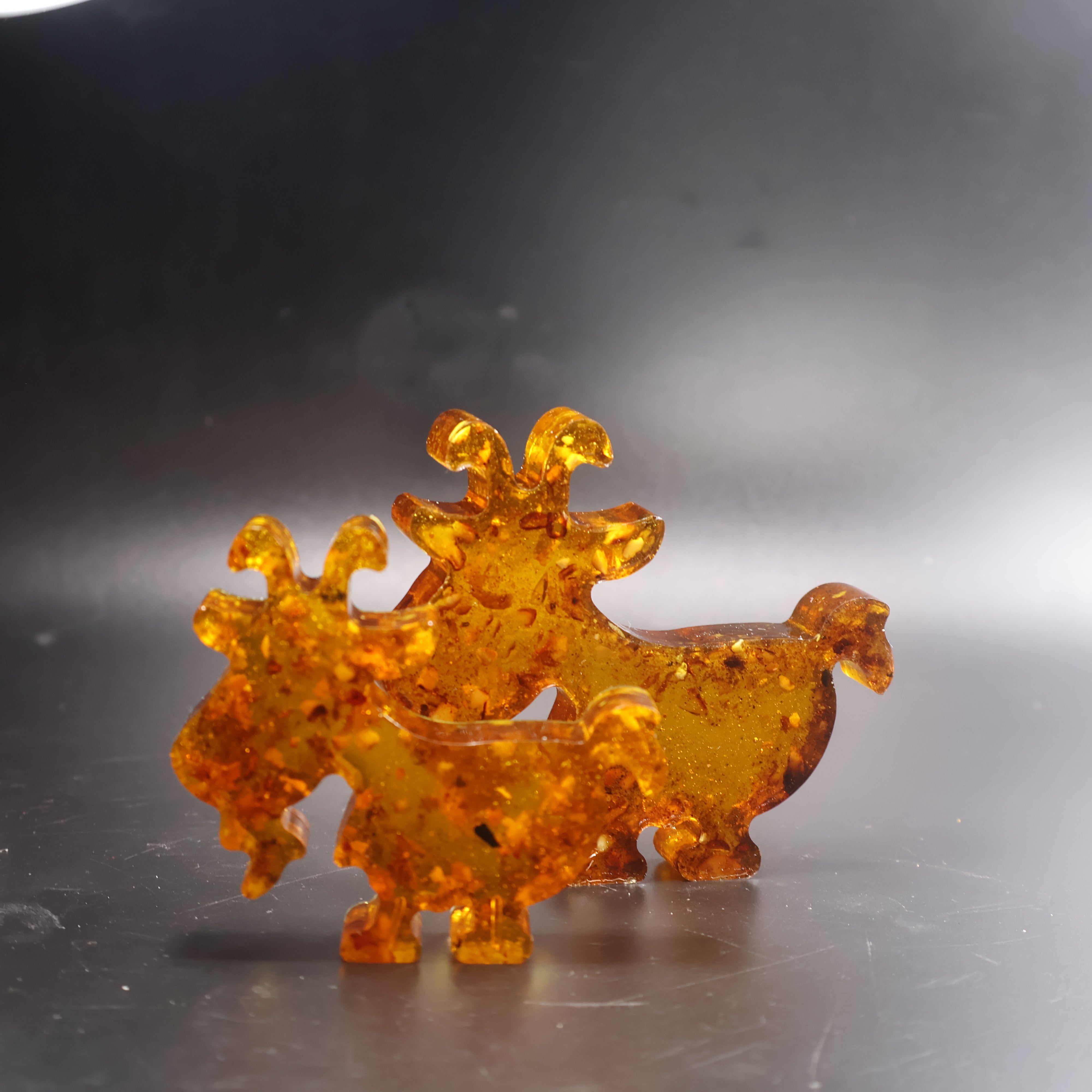 Baltic amber goat figurine Capricorn zodiac Christmas gift detail