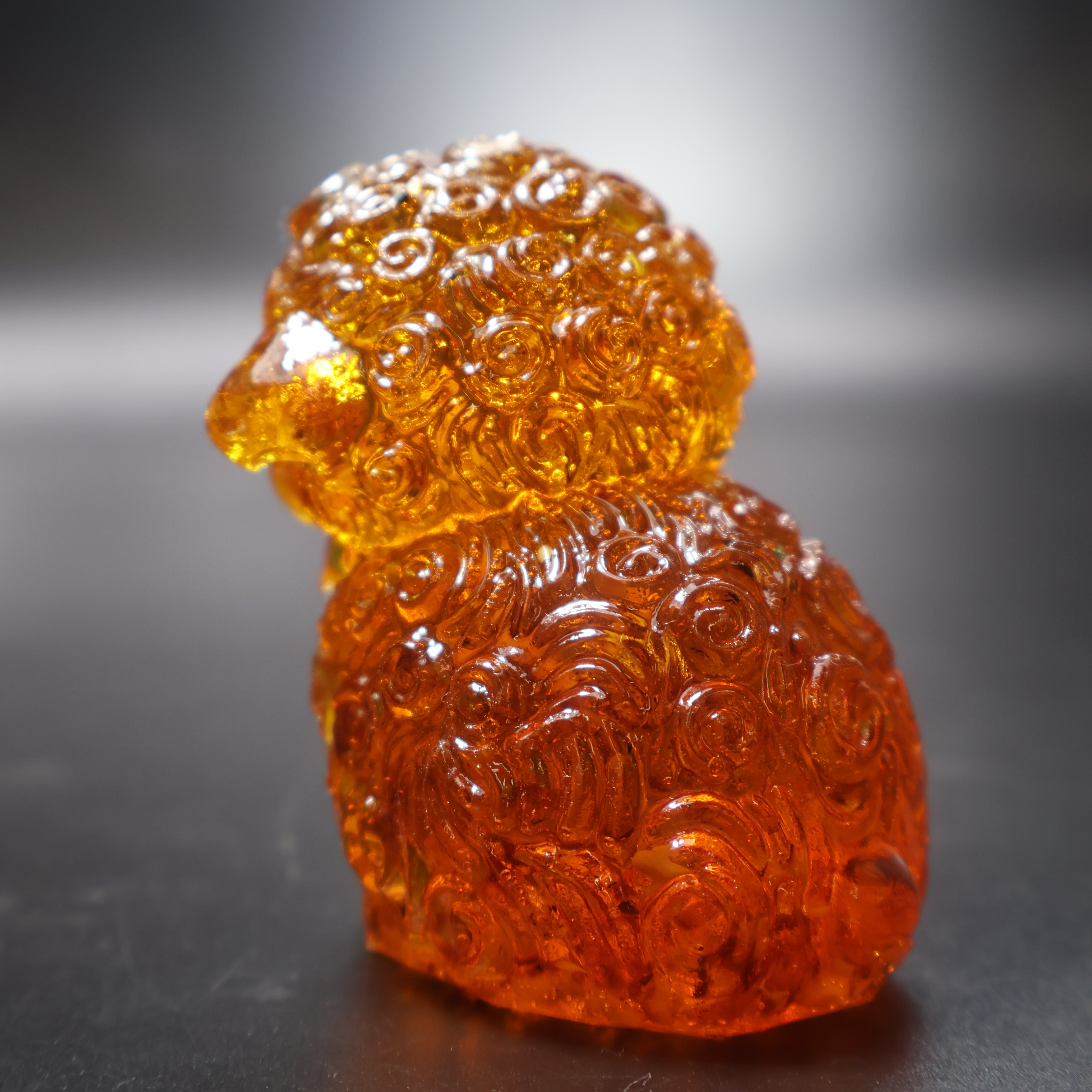 Natural Baltic amber sheep sculpture Christmas gift KIZIMA detail