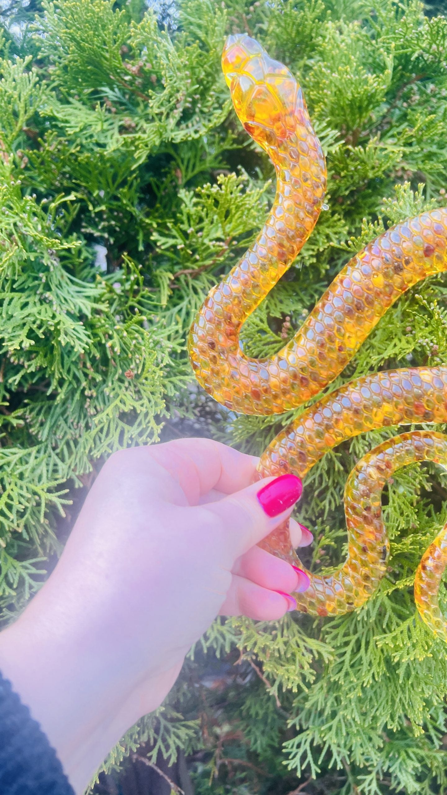 KIZIMA® handmade amber magical snake — natural Baltic amber decor, USA, detail