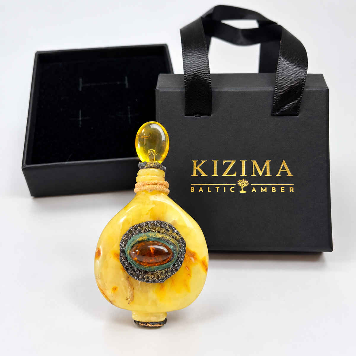KIZIMA Baltic amber brooch 20E1170q9 with KIZIMA gift packaging