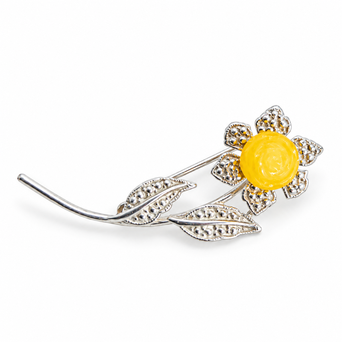 KIZIMA Baltic amber brooch 20G0125q3-1 on white studio background.