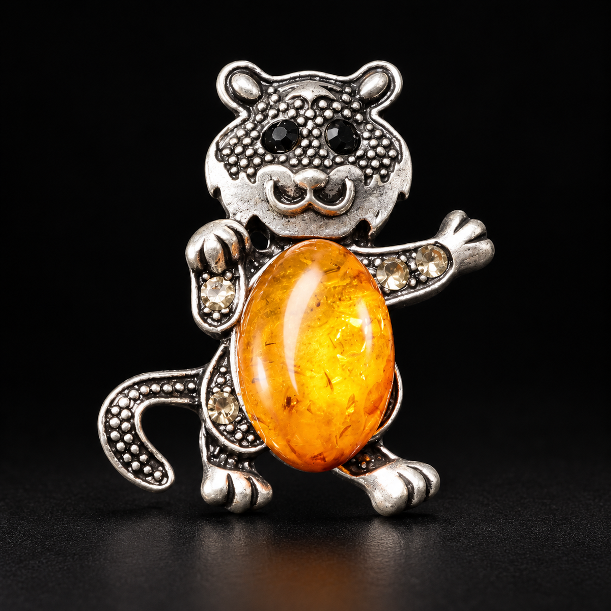 KIZIMA Baltic amber cat brooch 20-211Q6-3-2-1, premium black studio