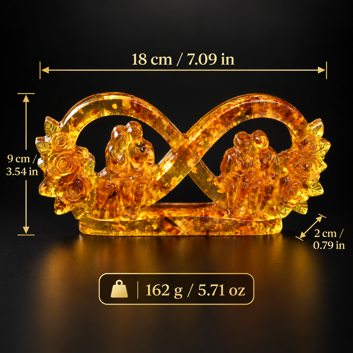 Size and weight guide for the KIZIMA® Baltic amber infinity love sculpture, 18 x 9 x 2 cm and 162 g, Made in USA