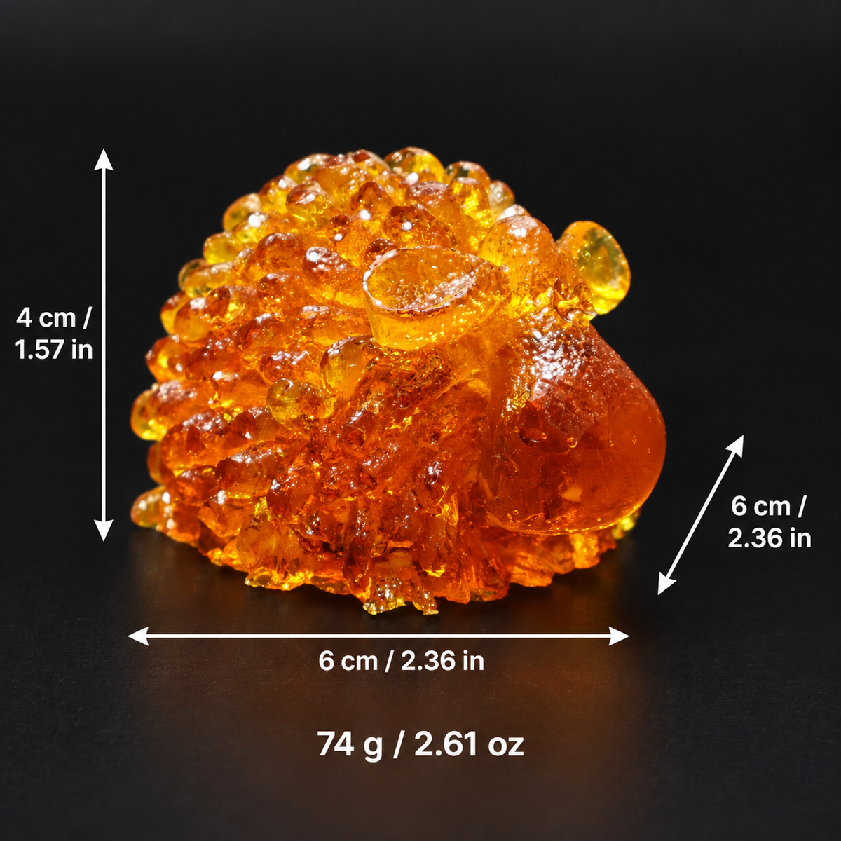 Size and weight guide for the KIZIMA® compact Baltic amber sheep figurine, 6 x 6 x 4 cm and 74 g, Made in USA