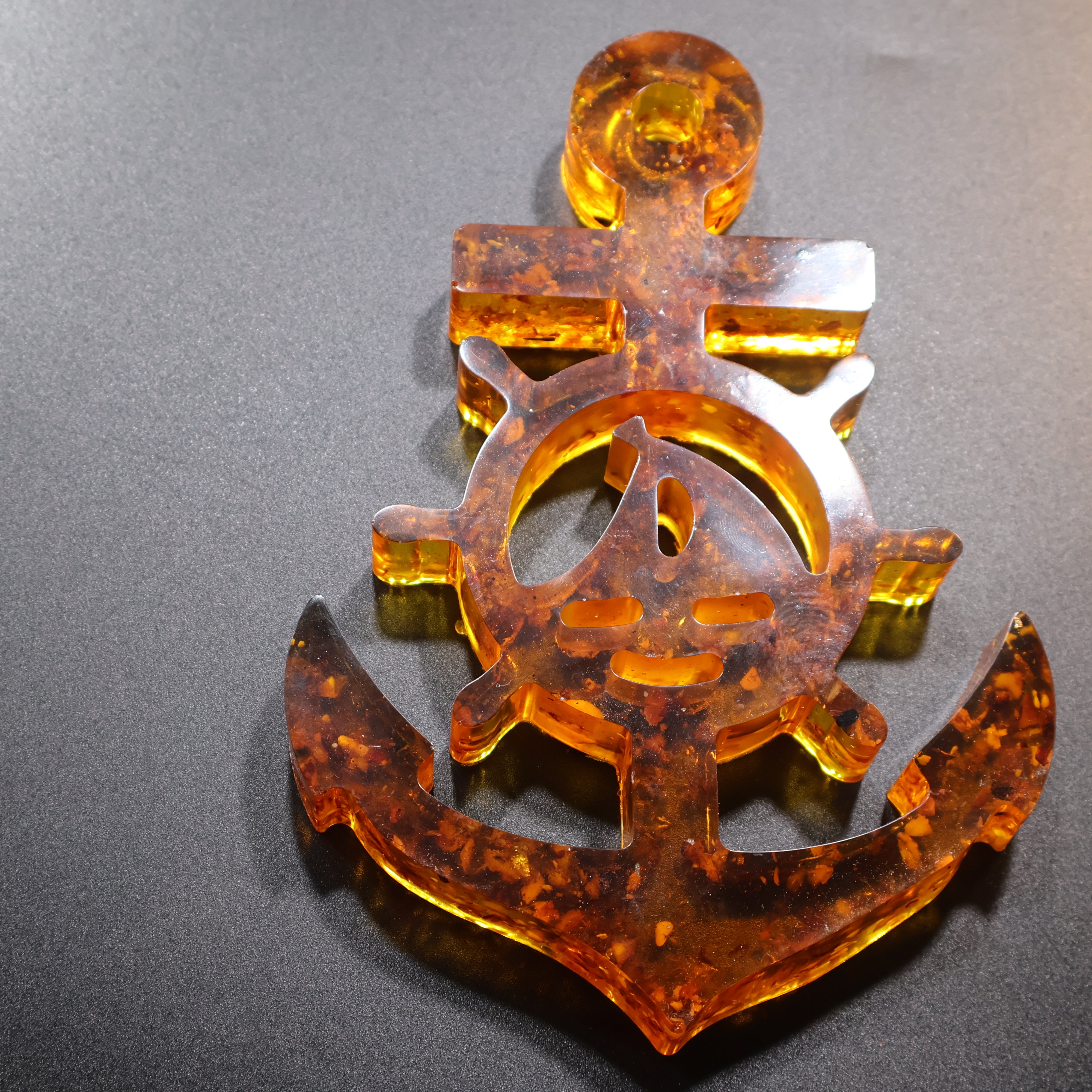 Handcrafted amber anchor plaque gift box presentation