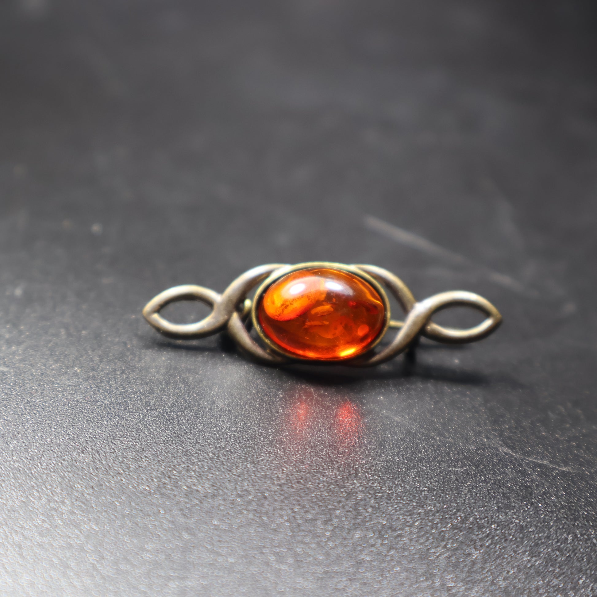 Natural Baltic amber bar brooch pin back detail