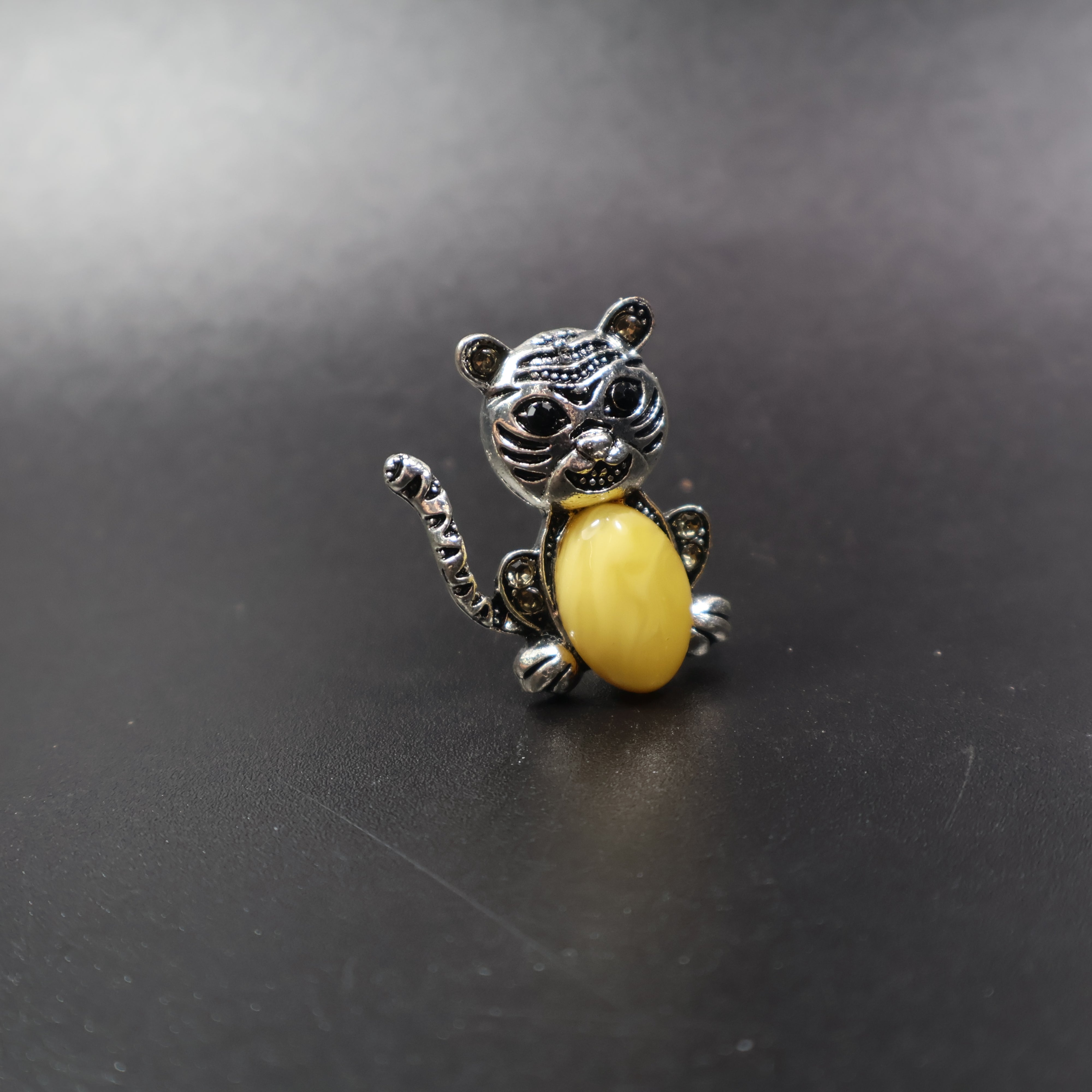 Made in USA genuine natural Baltic amber cat brooch silver amber tail up by KIZIMA