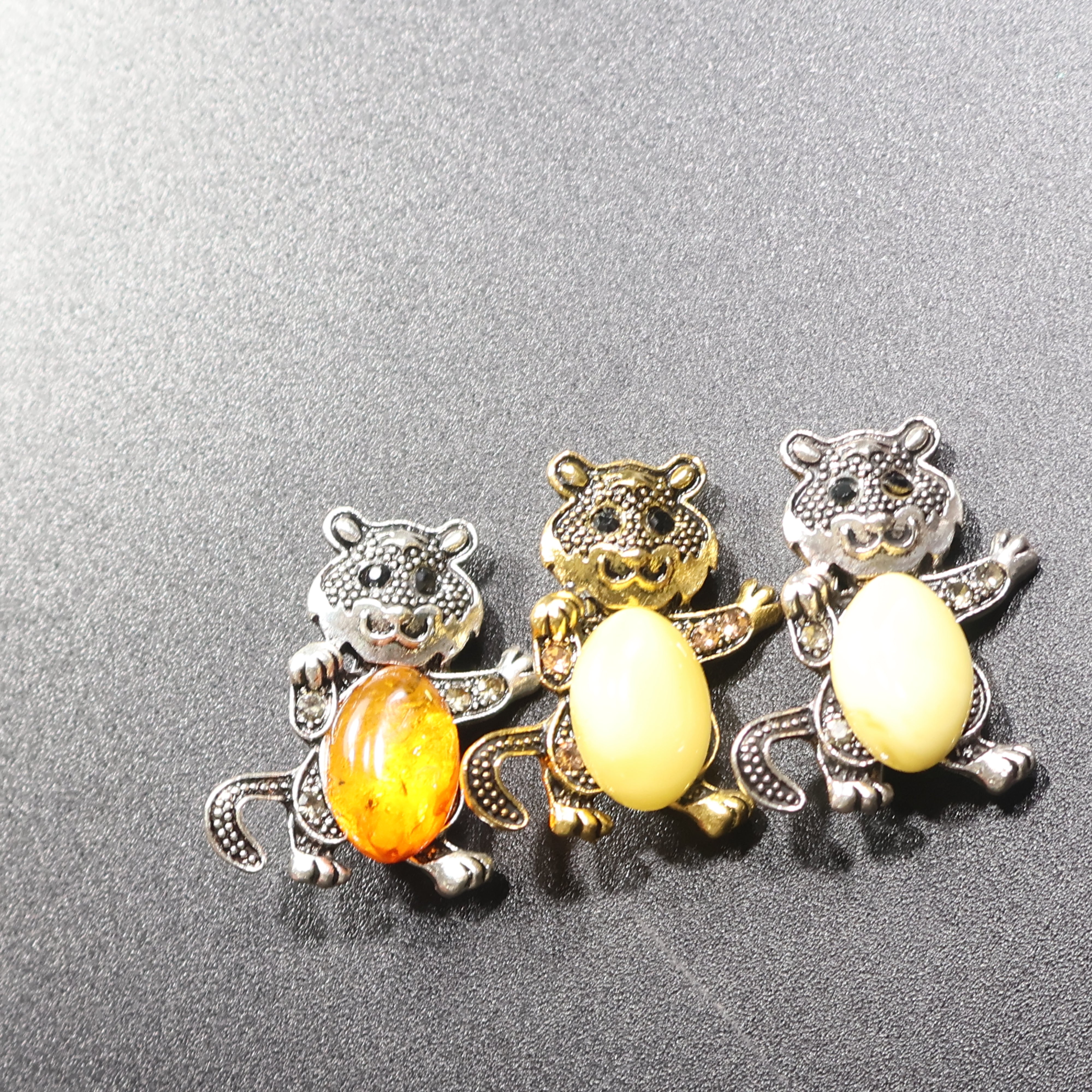 Made in USA amber cat brooch silver tail down KIZIMA gift